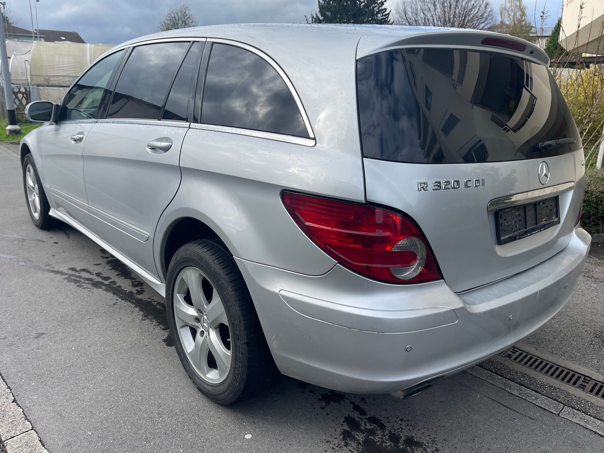 MERCEDES-BENZ R 320 CDI 4Matic 7G-Tronic-image-2