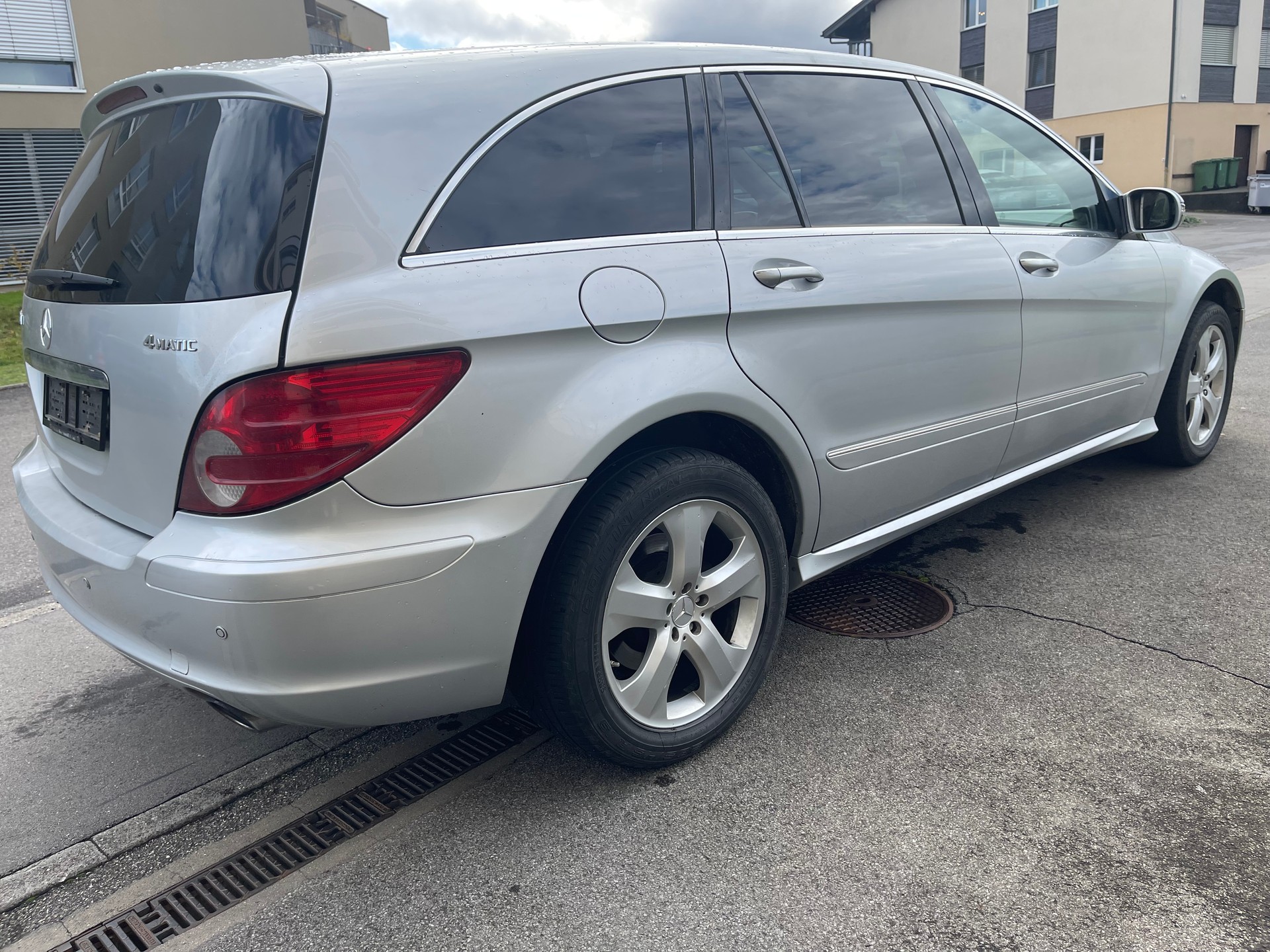 MERCEDES-BENZ R 320 CDI 4Matic 7G-Tronic-image-4