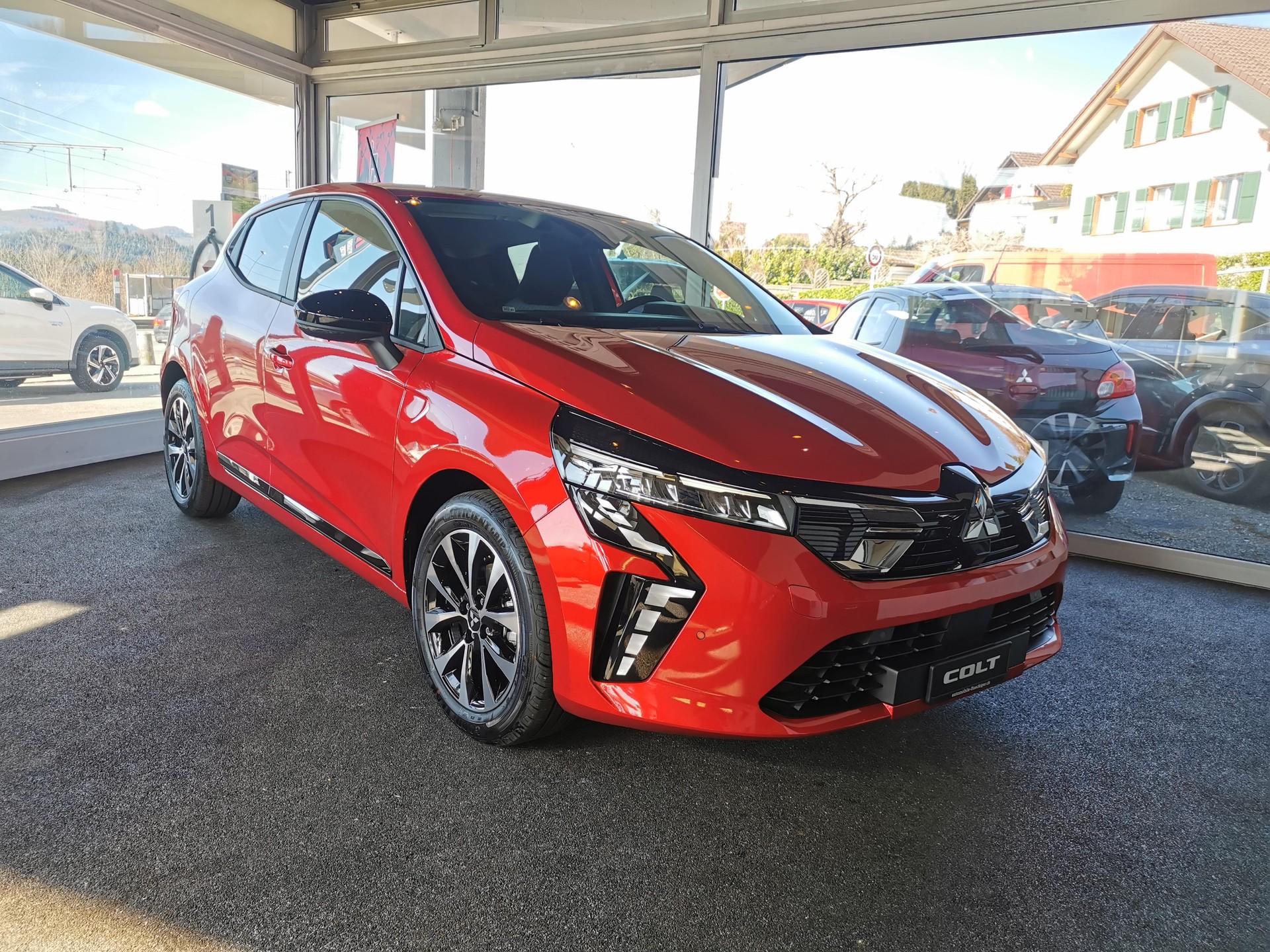 MITSUBISHI Colt 1.0 Invite+