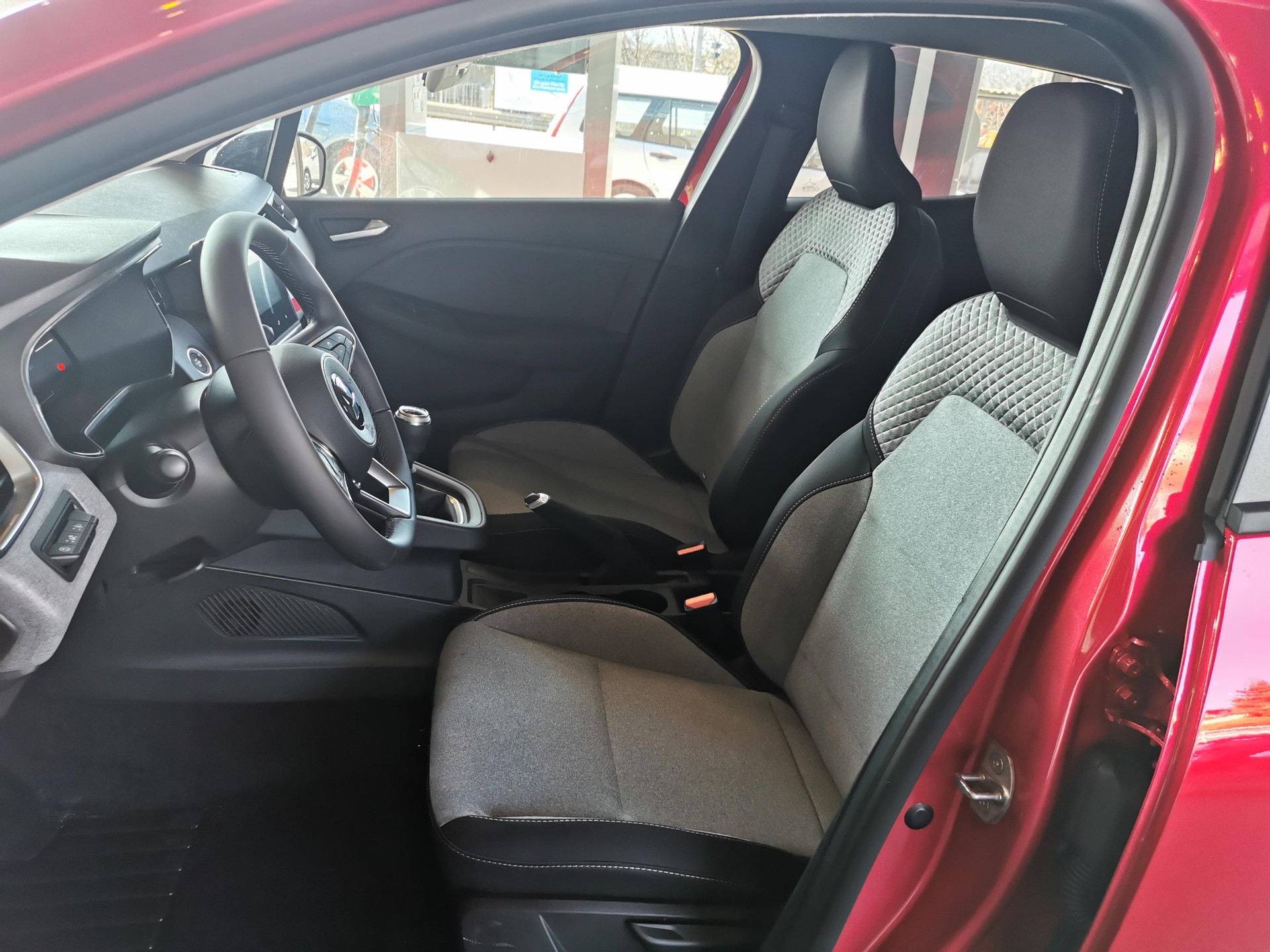 MITSUBISHI Colt 1.0 Invite+-image-5