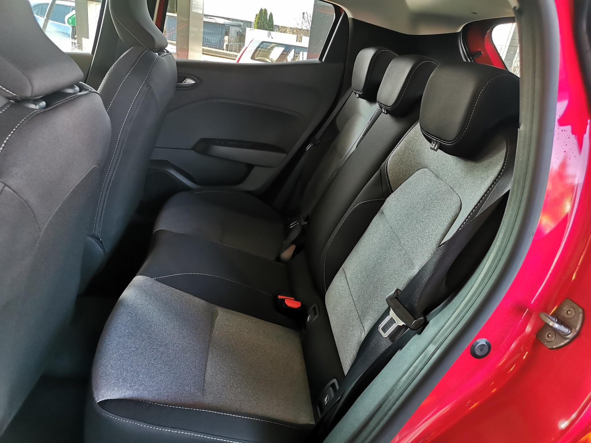 MITSUBISHI Colt 1.0 Invite+-image-9