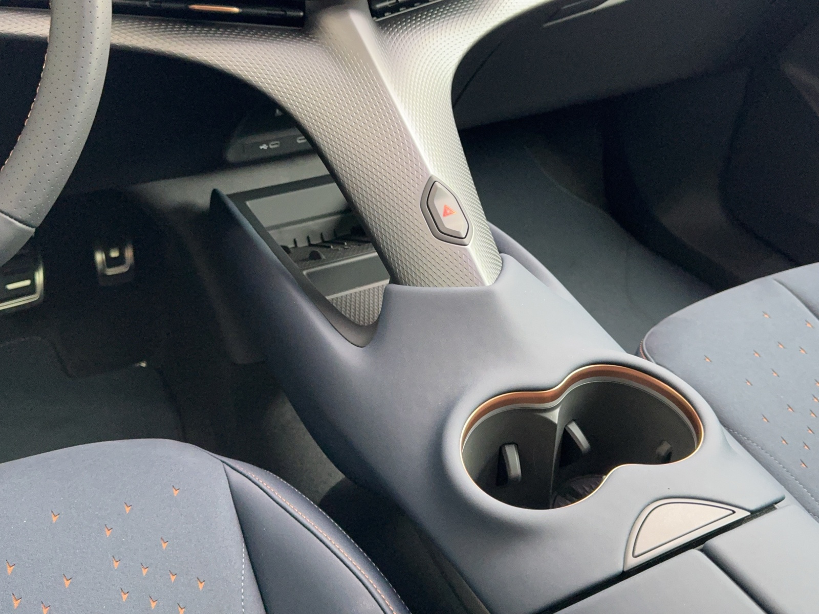 CUPRA Tavascan VZ Type 9-image-11