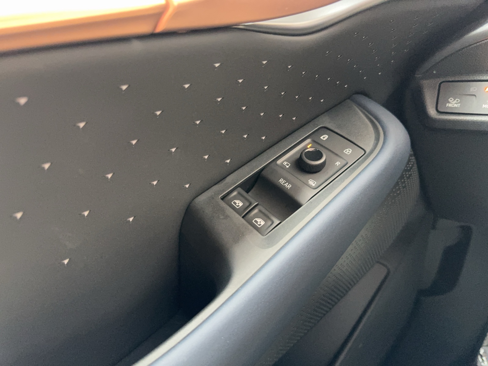 CUPRA Tavascan VZ Type 9-image-12