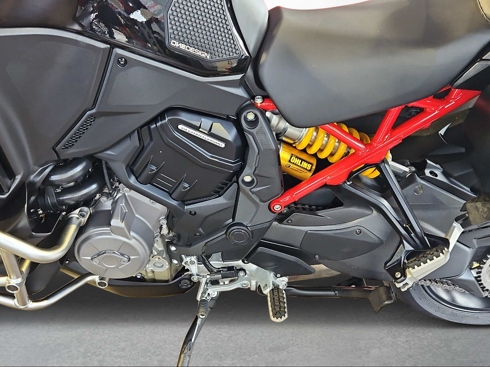 DUCATI Multistrada V4 Pikes Peak Radar-image-5