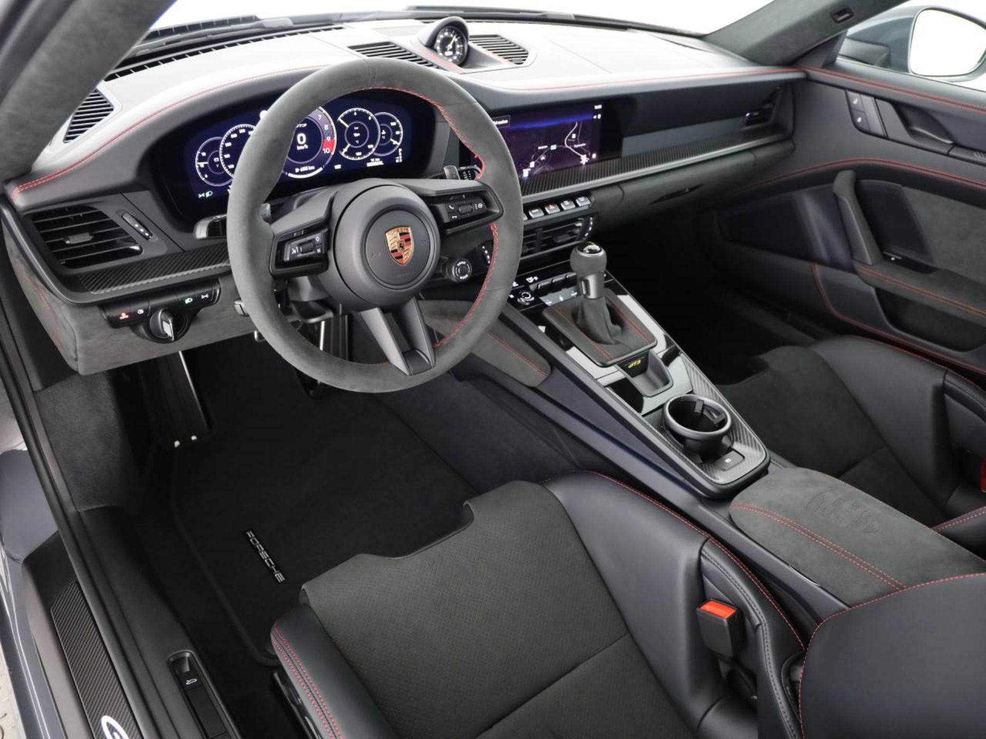 PORSCHE 911 GT3-image-4
