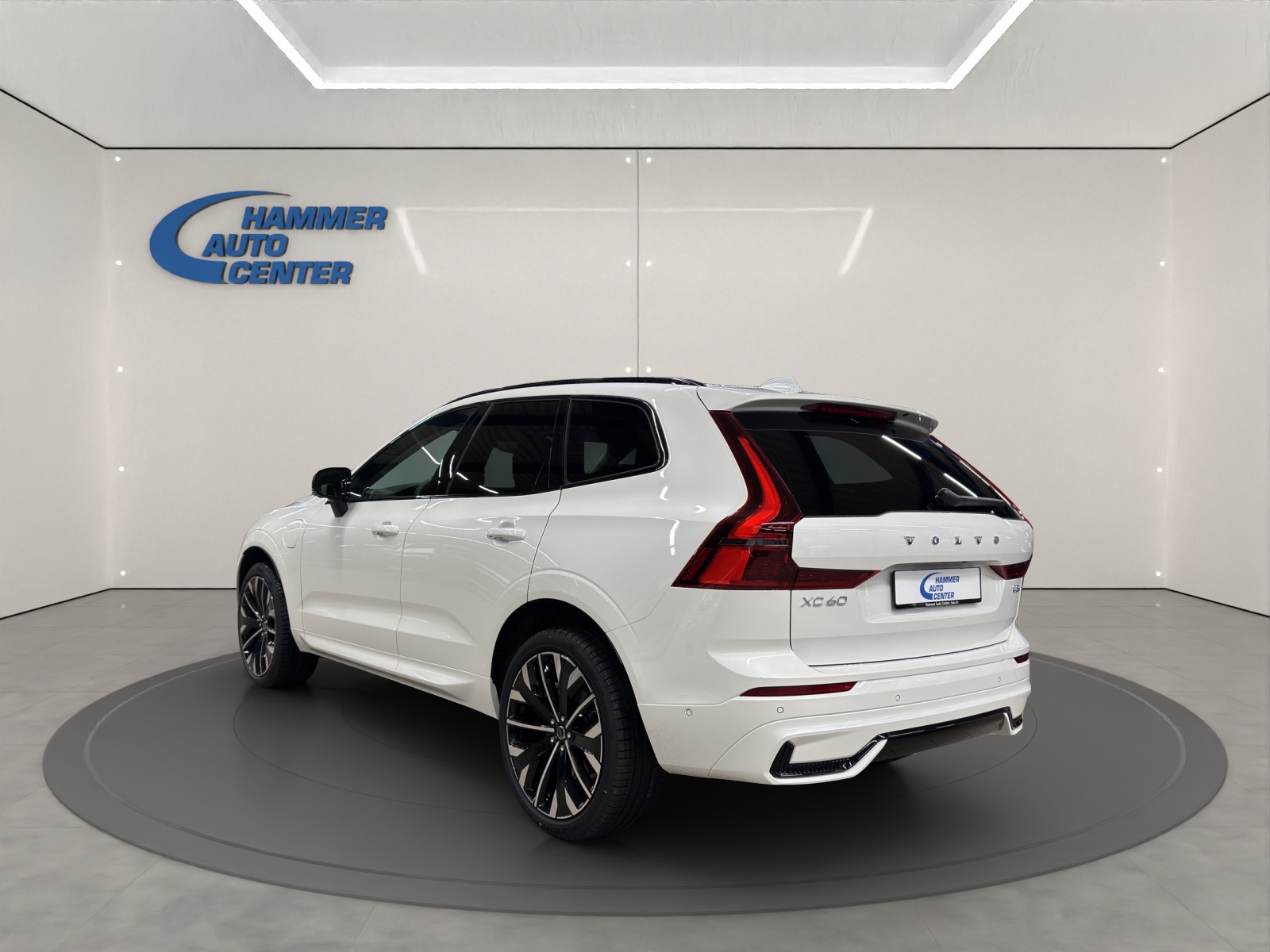 VOLVO XC60 2.0 T8 TE Ultra Dark eAWD-image-2