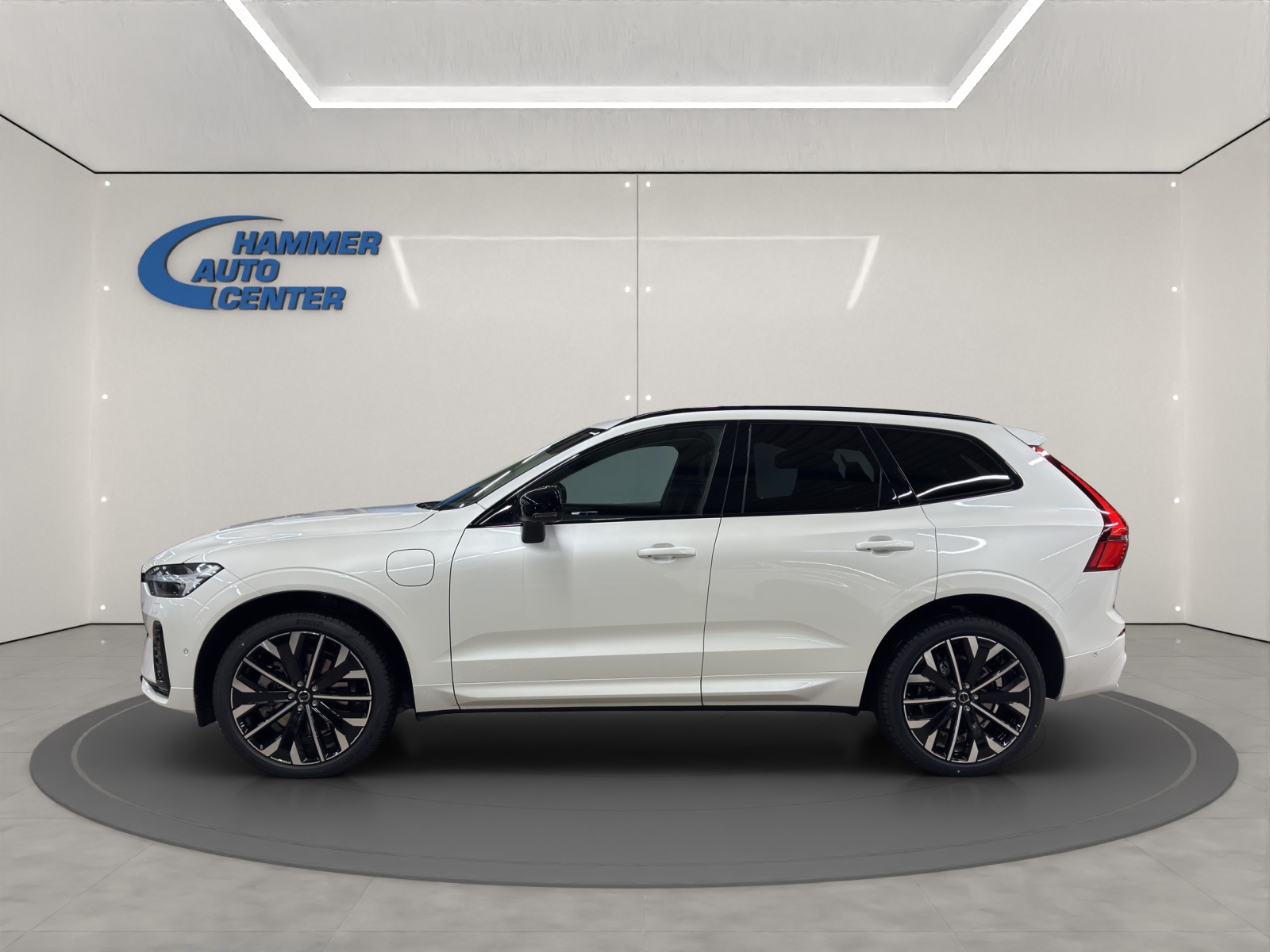 VOLVO XC60 2.0 T8 TE Ultra Dark eAWD-image-1