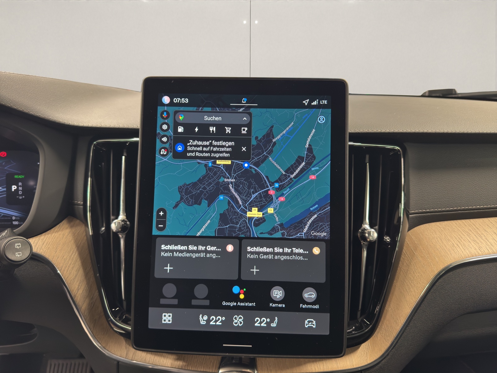 VOLVO XC60 2.0 T8 TE Ultra Dark eAWD-image-8