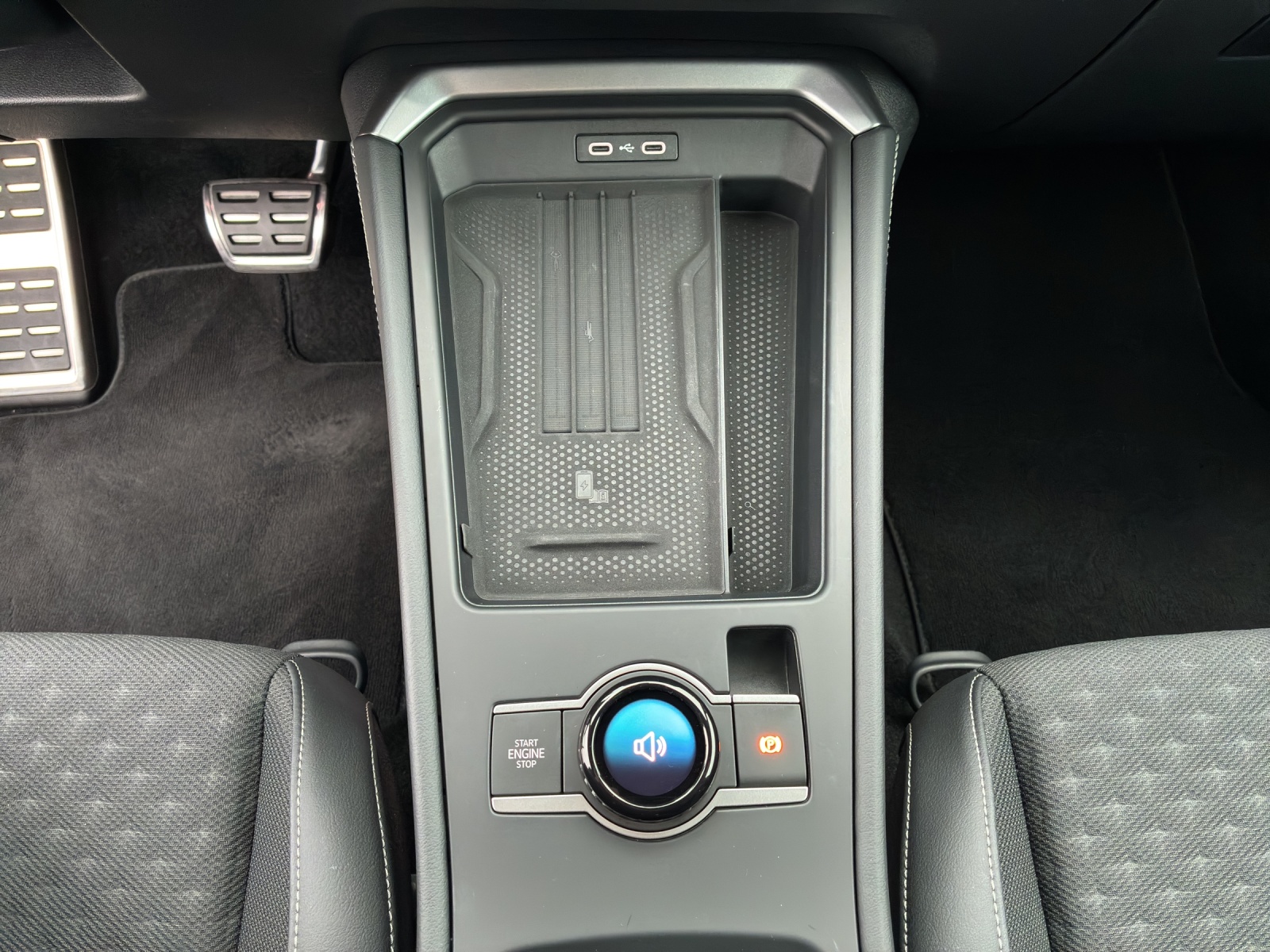VW T-Roc 1.5 eTSI mHEV R-Line DSG-image-14