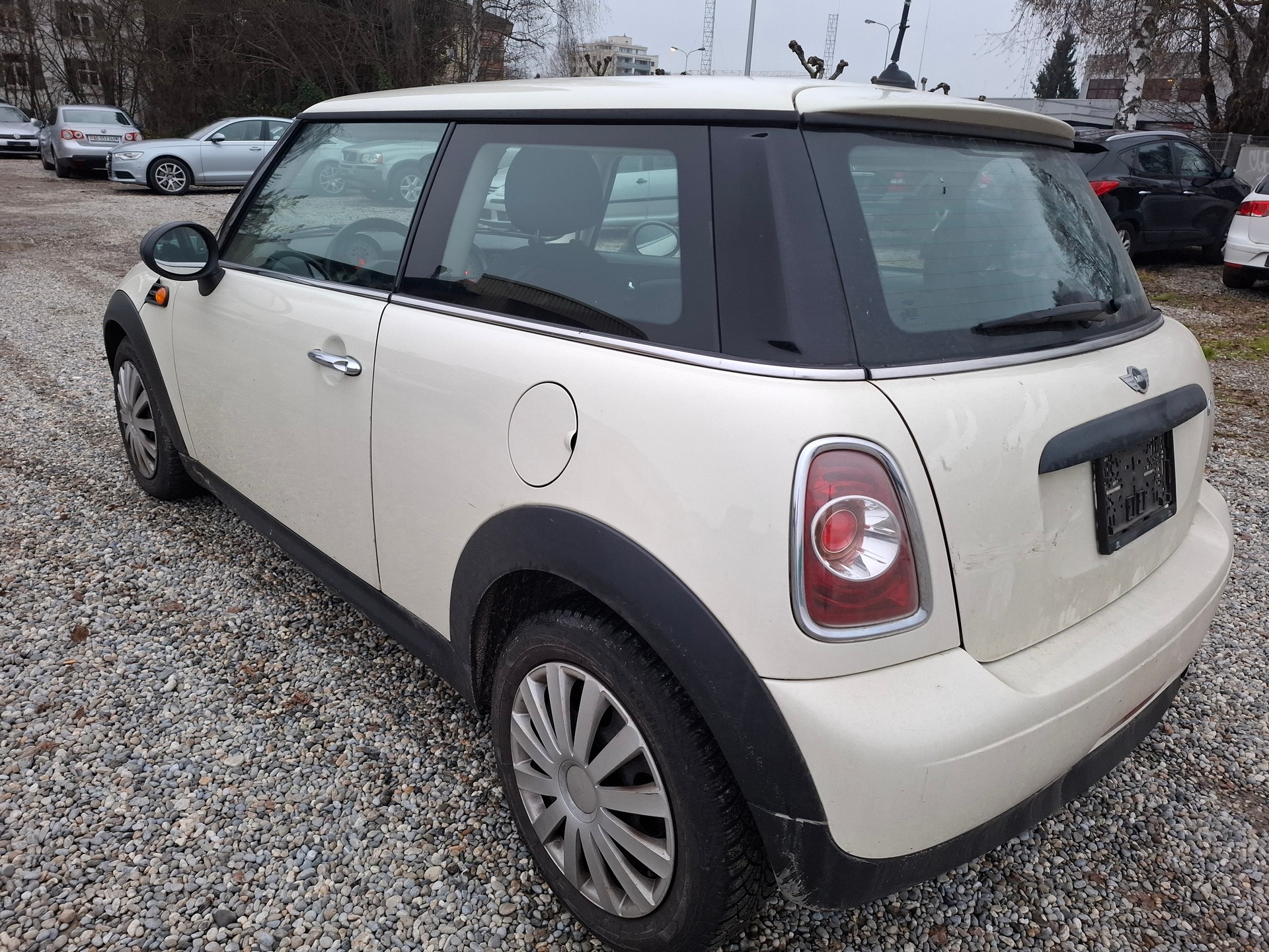 MINI One-image-5