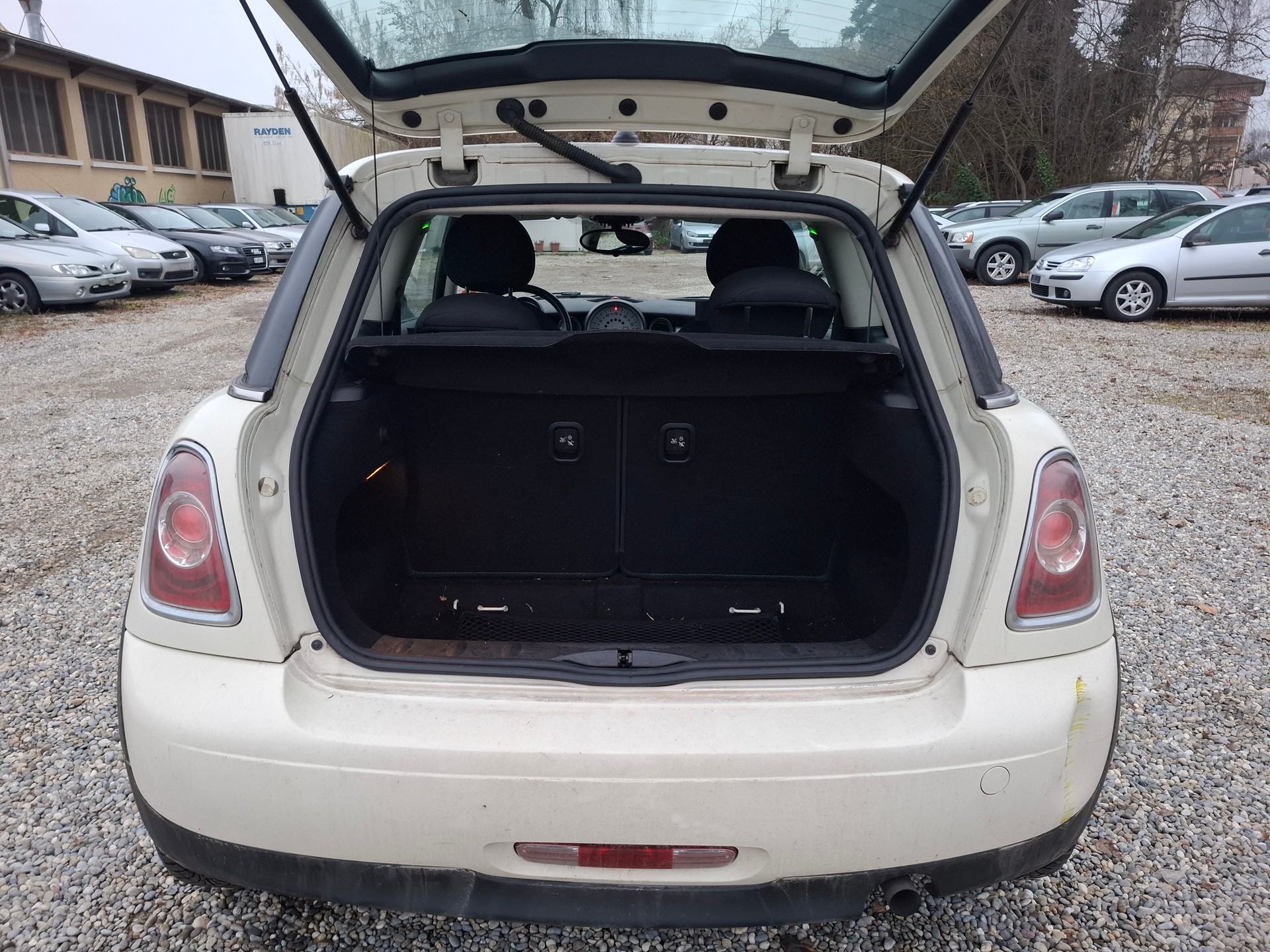 MINI One-image-8