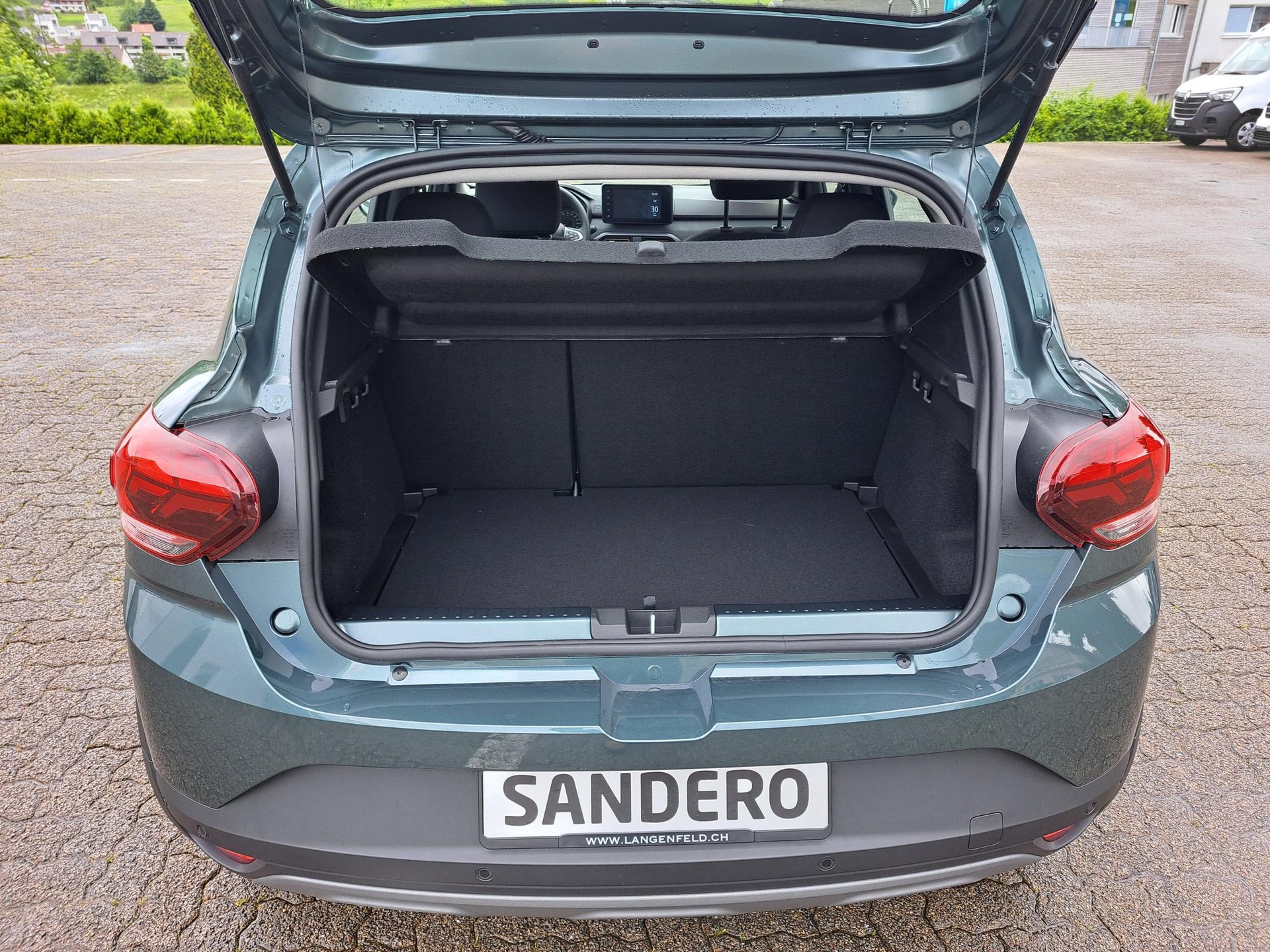 DACIA Sandero Stepway extreme+ TCe 90 auto-image-9