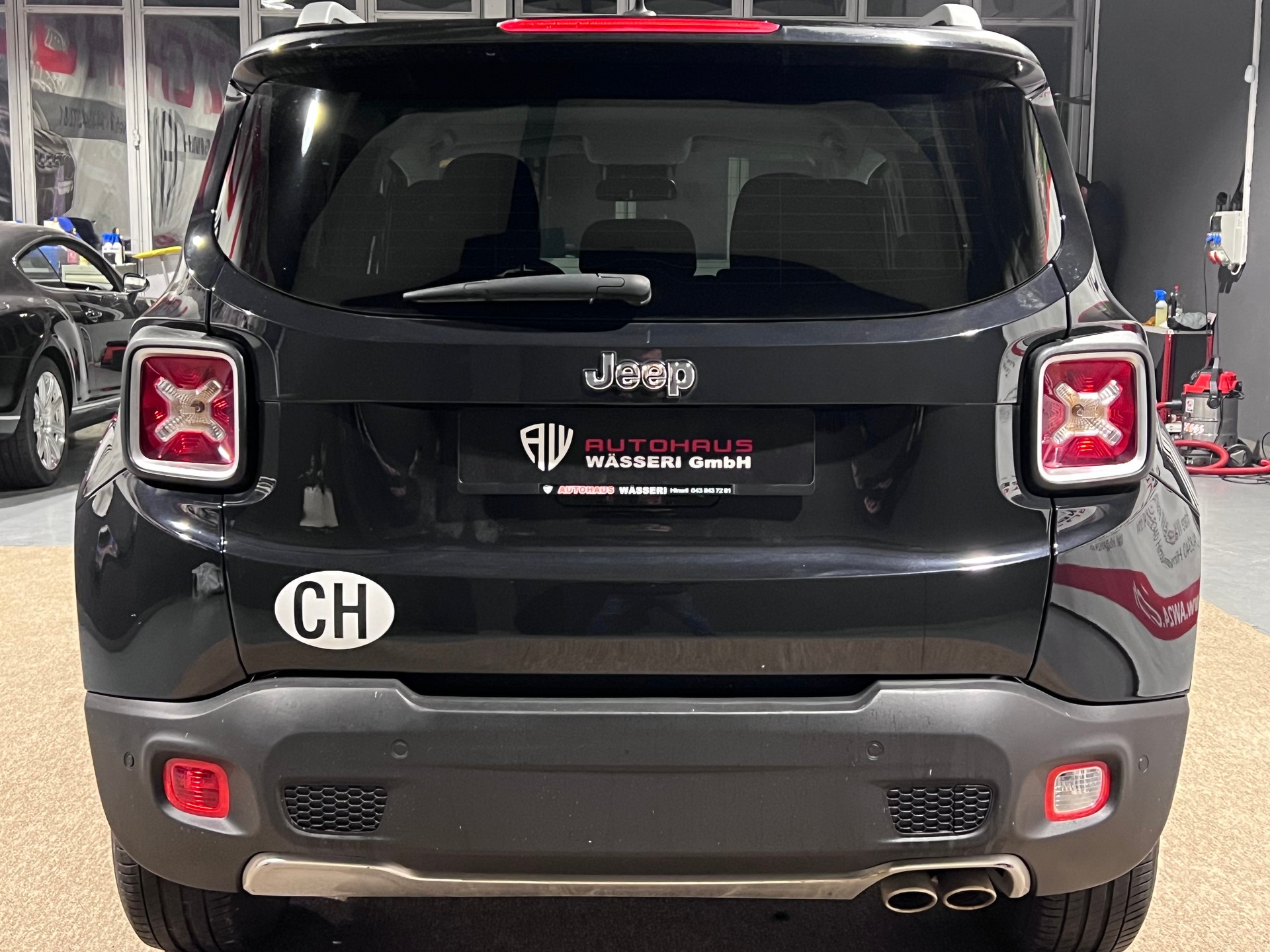 JEEP Renegade 2.0 CRD Freedom Edition AWD 9ATX-image-3