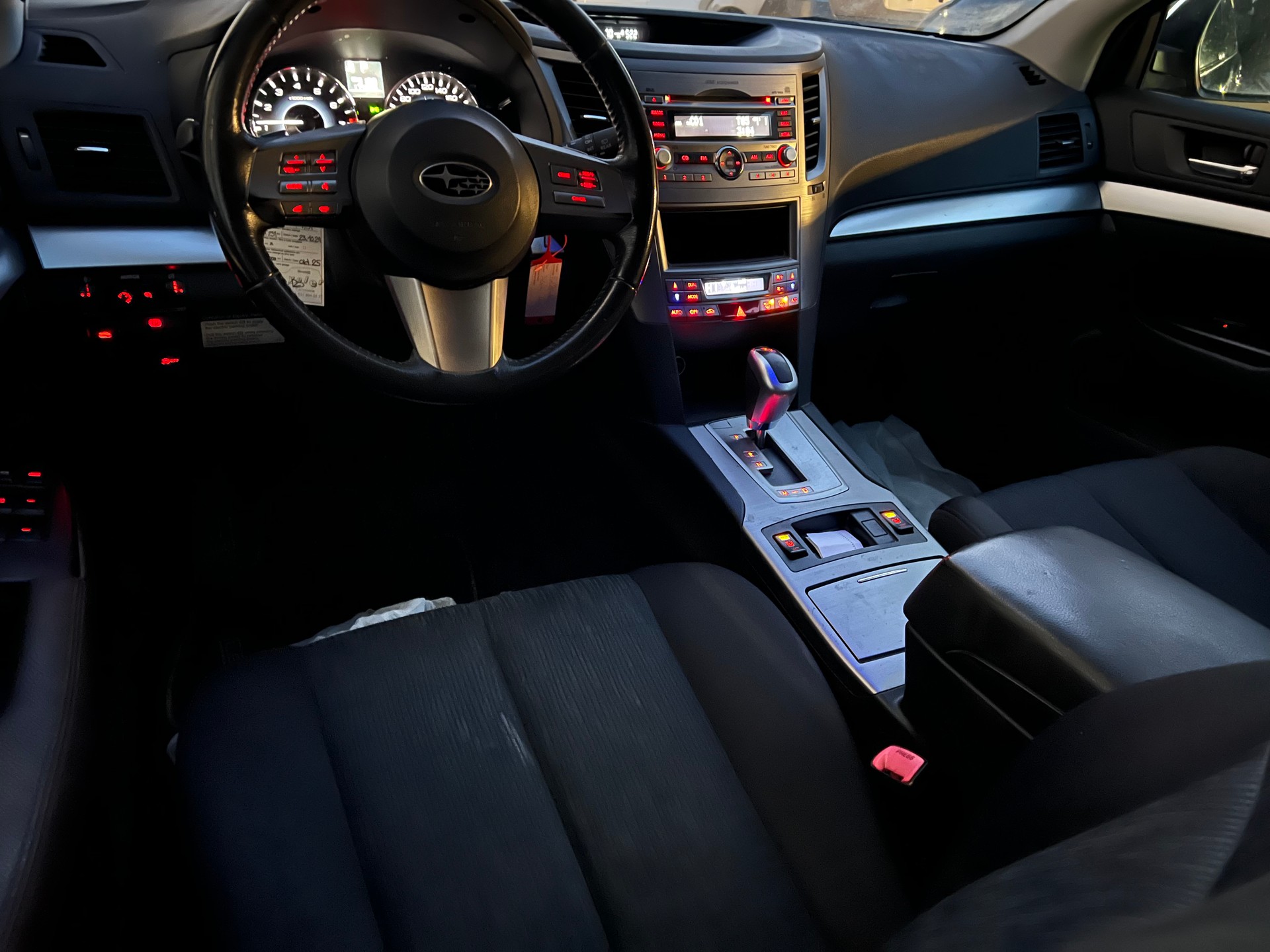 SUBARU Legacy 2.0i Limited AWD Lineartronic-image-6