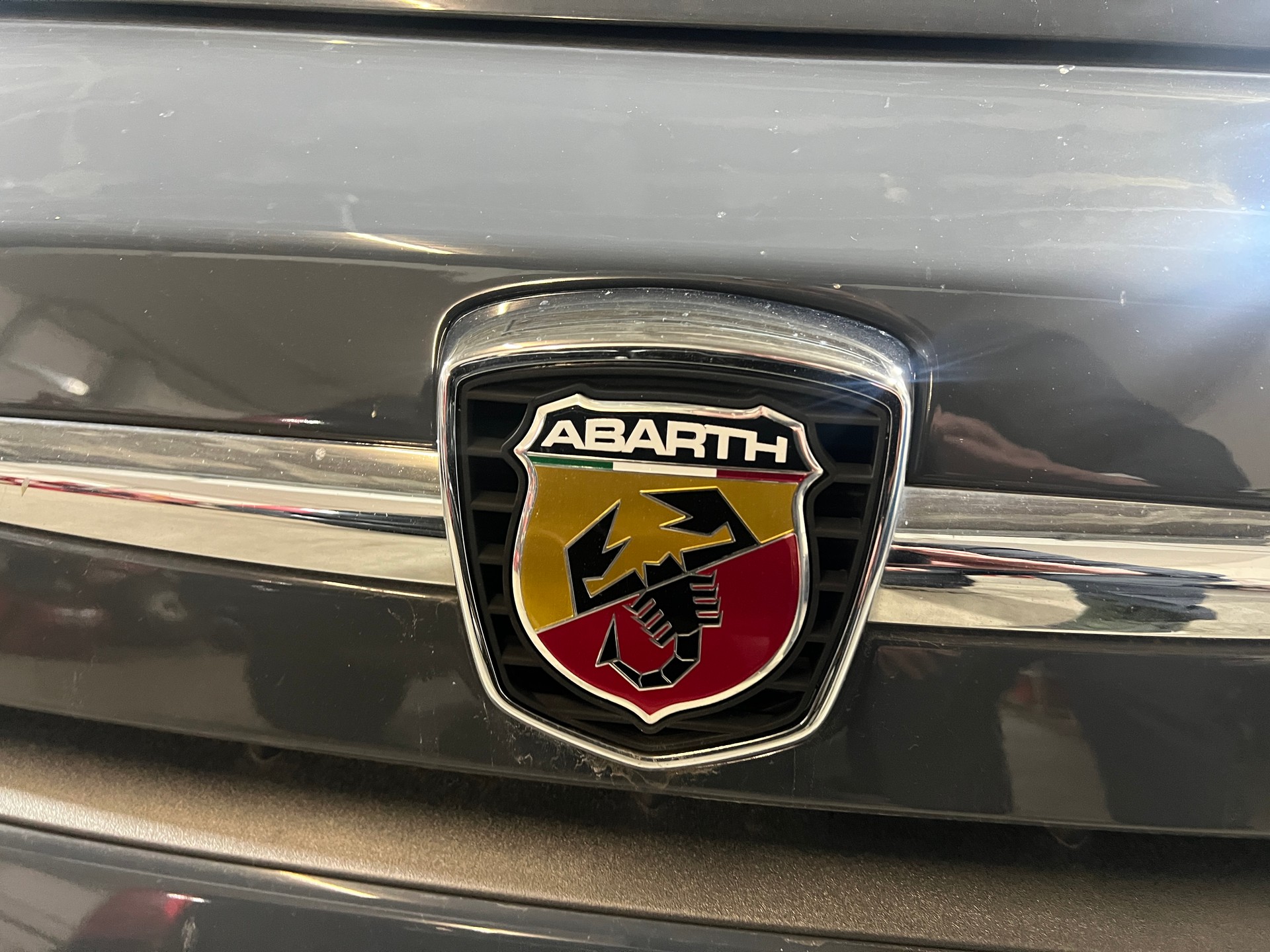 FIAT 595C 1.4 16V Turbo Abarth Turismo-image-2