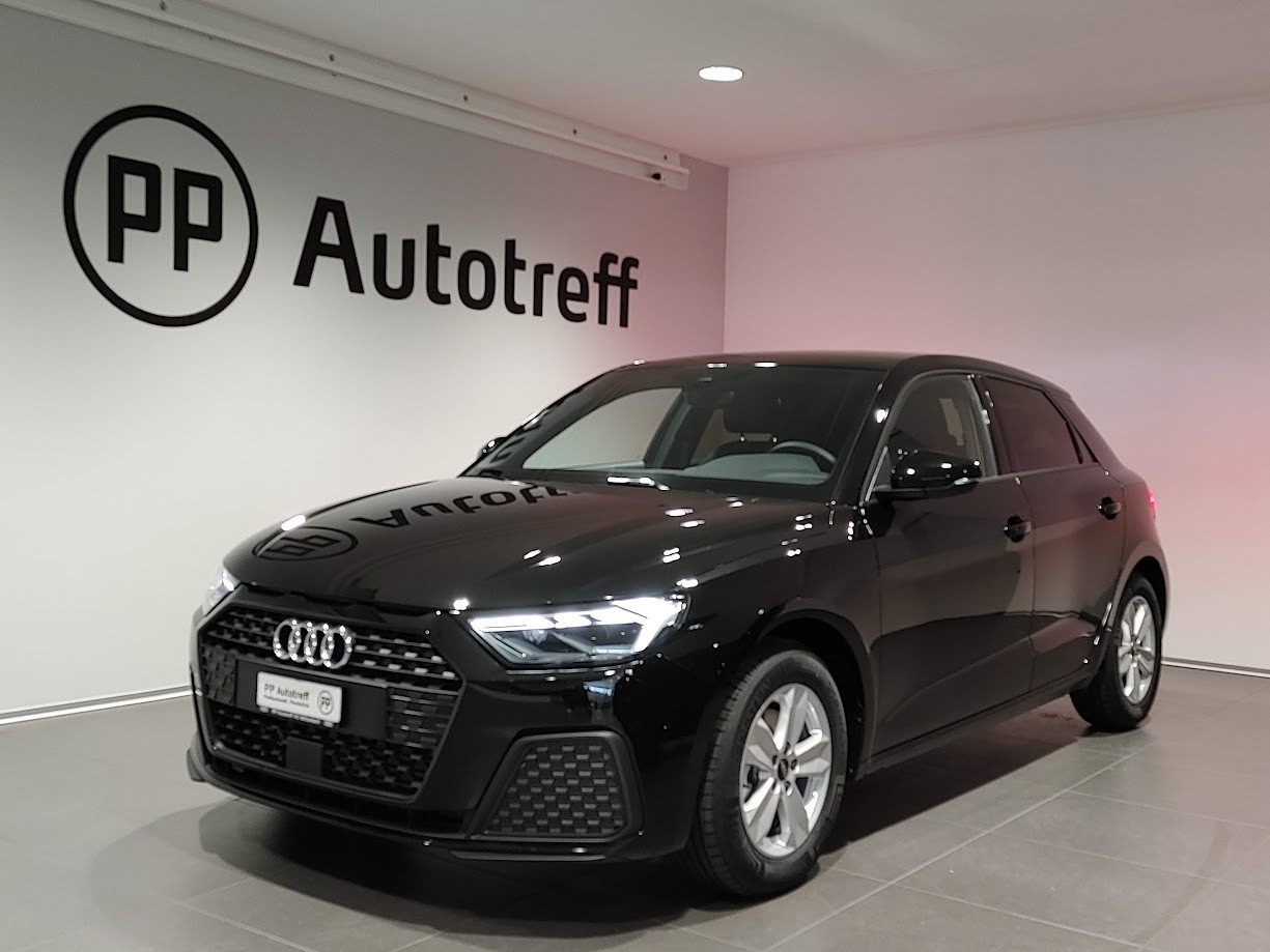 AUDI A1 Sportback 30 TFSI Attraction S-tronic-image-0