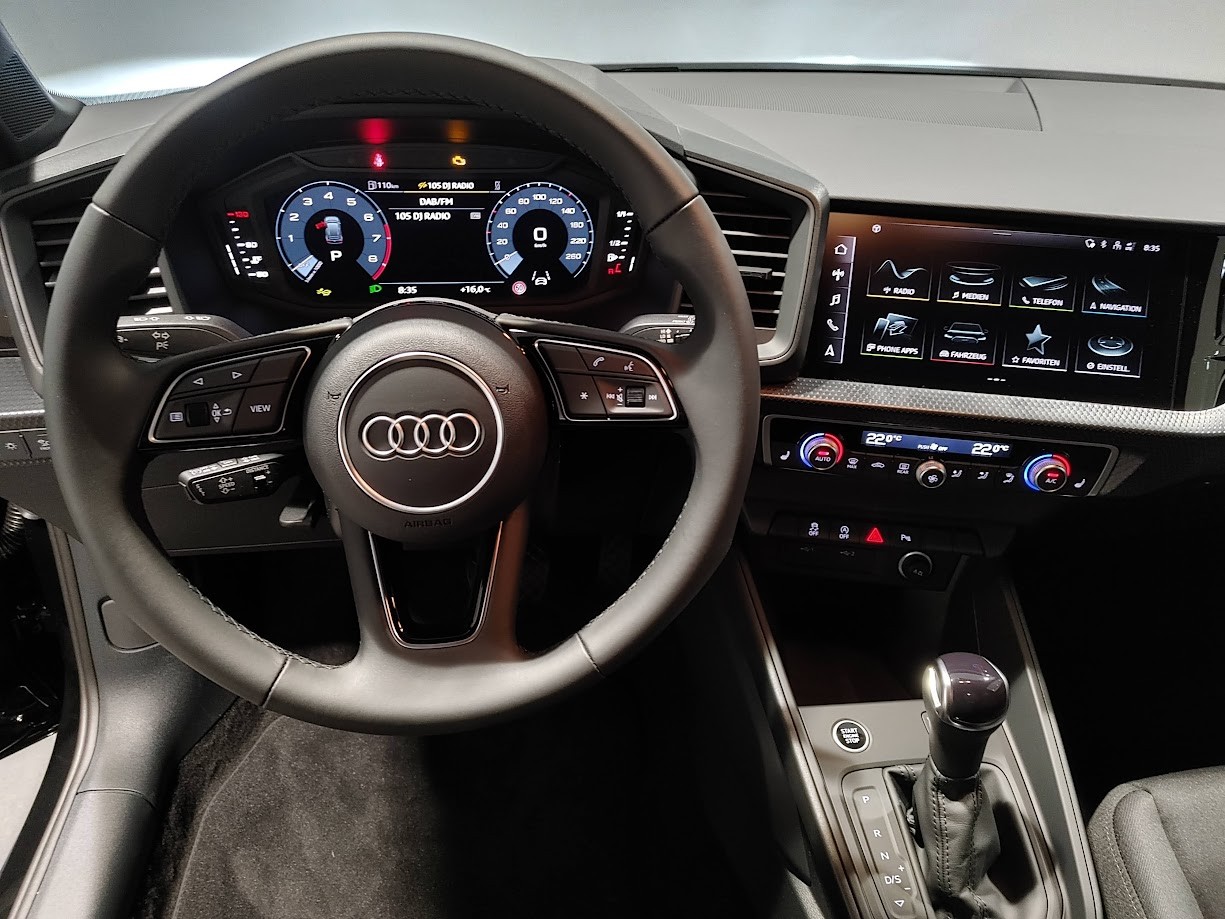 AUDI A1 Sportback 30 TFSI Attraction S-tronic-image-5