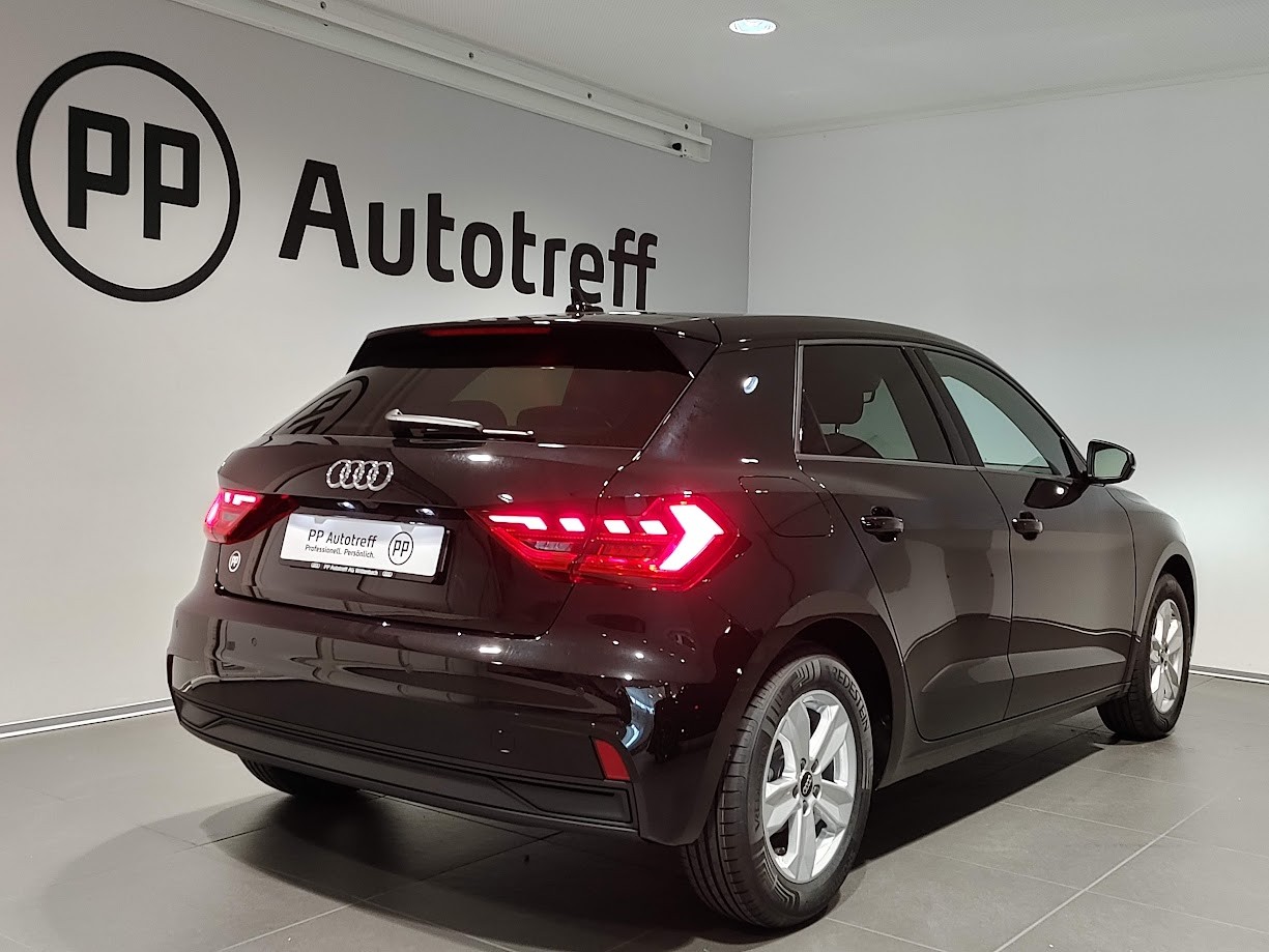 AUDI A1 Sportback 30 TFSI Attraction S-tronic-image-15