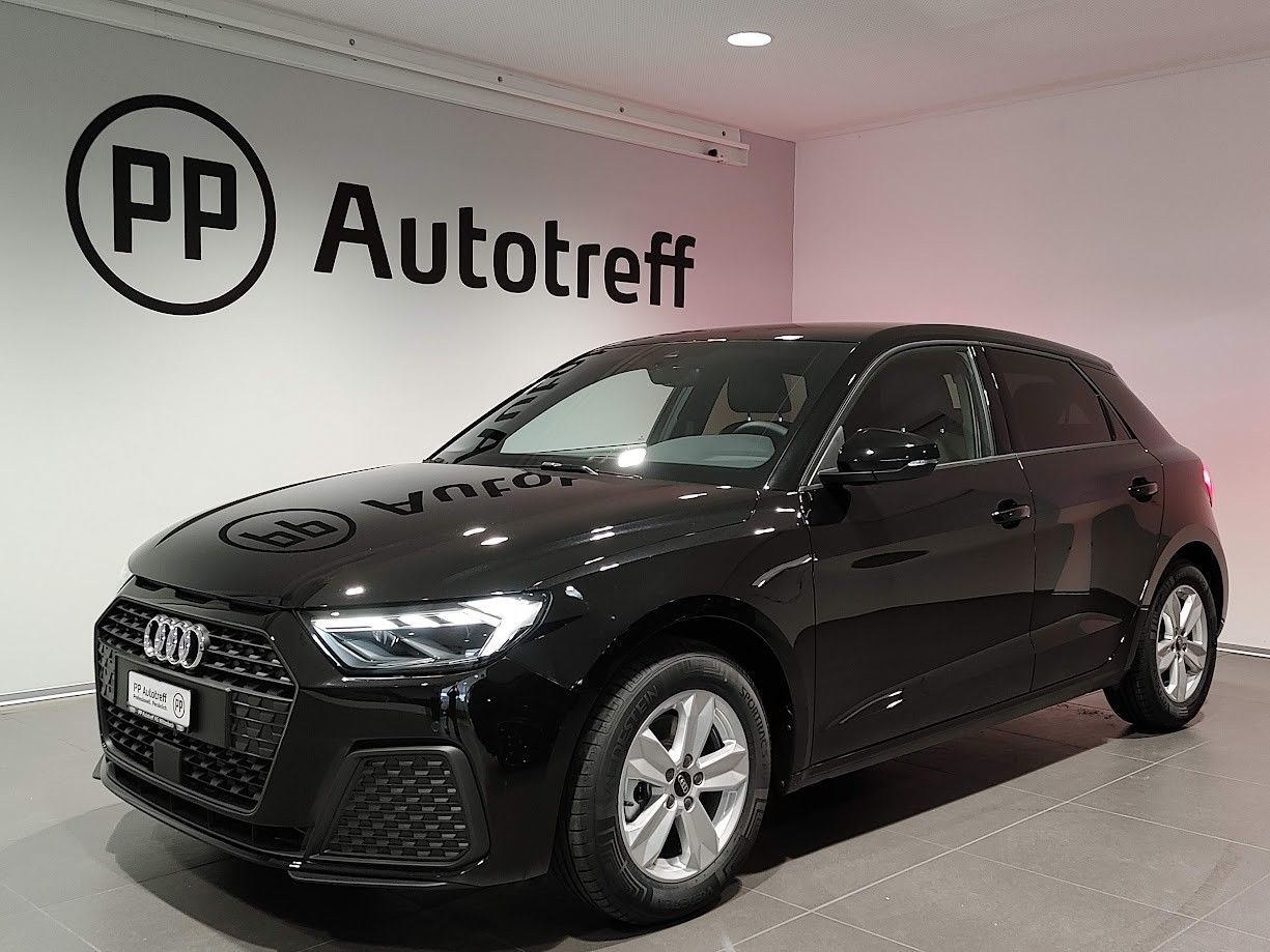 AUDI A1 Sportback 30 TFSI Attraction S-tronic-image-1