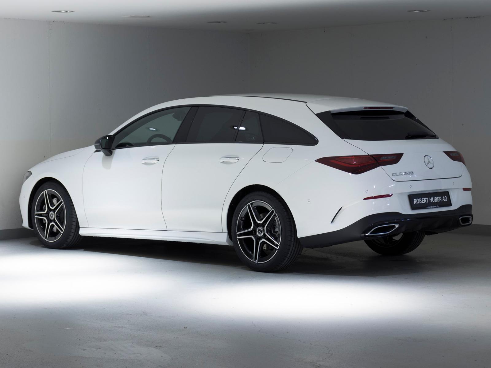 MERCEDES-BENZ CLA 200 Shooting Brake-image-4