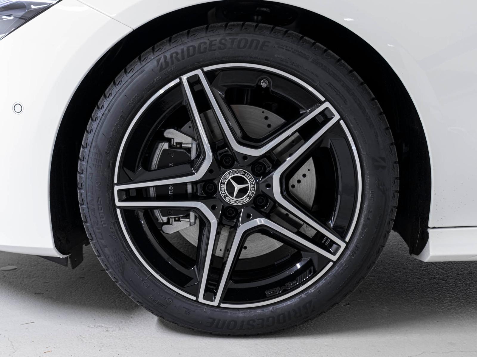 MERCEDES-BENZ CLA 200 Shooting Brake-image-14