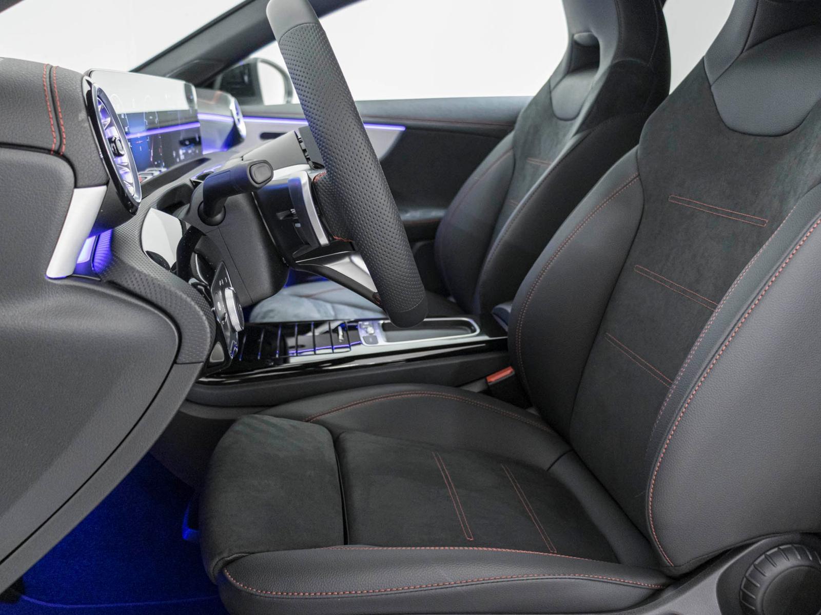 MERCEDES-BENZ CLA 200 Shooting Brake-image-7