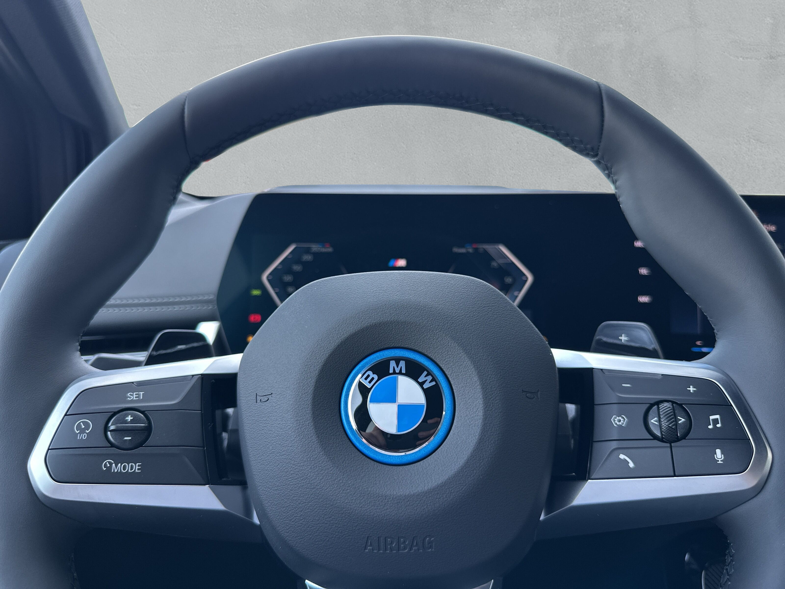 BMW 225e xDrive Active Tourer M Sport **Action de leasing à 0.9%**-image-18