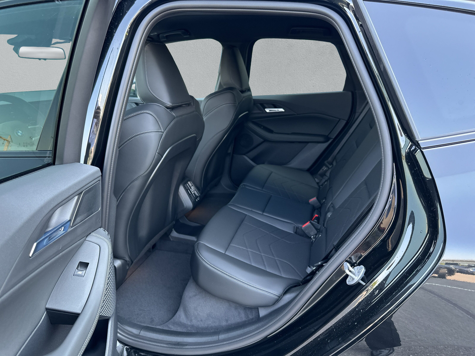 BMW 225e xDrive Active Tourer M Sport **Action de leasing à 0.9%**-image-11