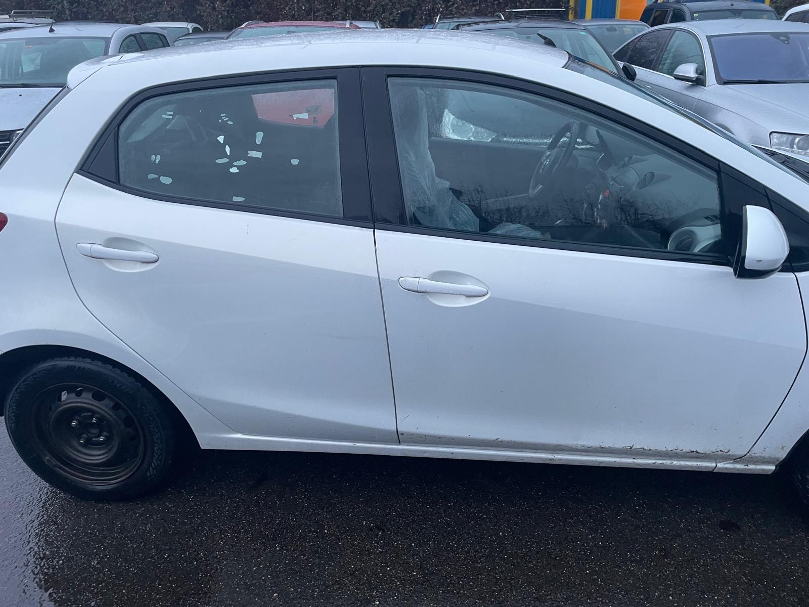 MAZDA 2 1.3i 16V Exclusive-image-4