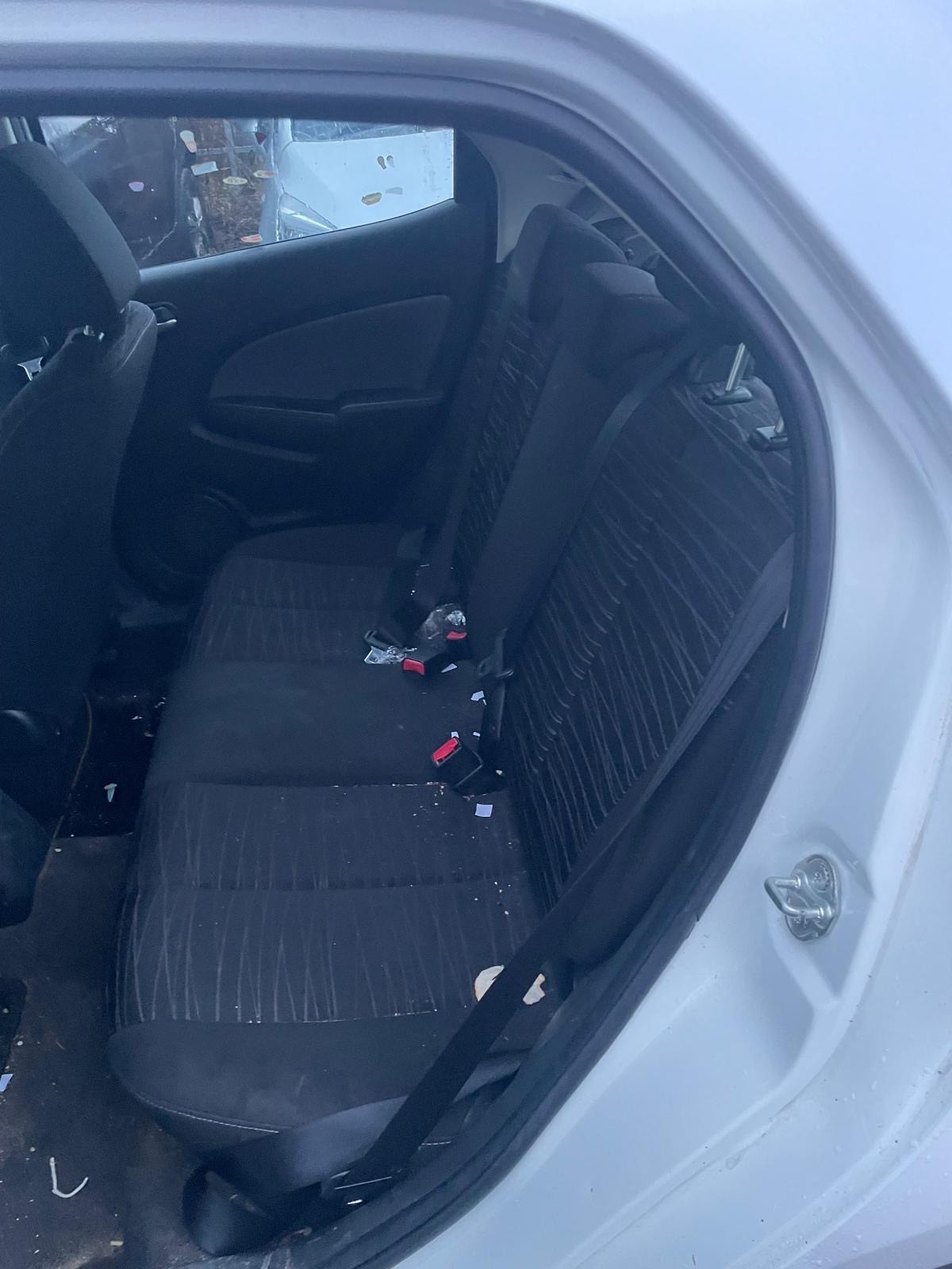 MAZDA 2 1.3i 16V Exclusive-image-10