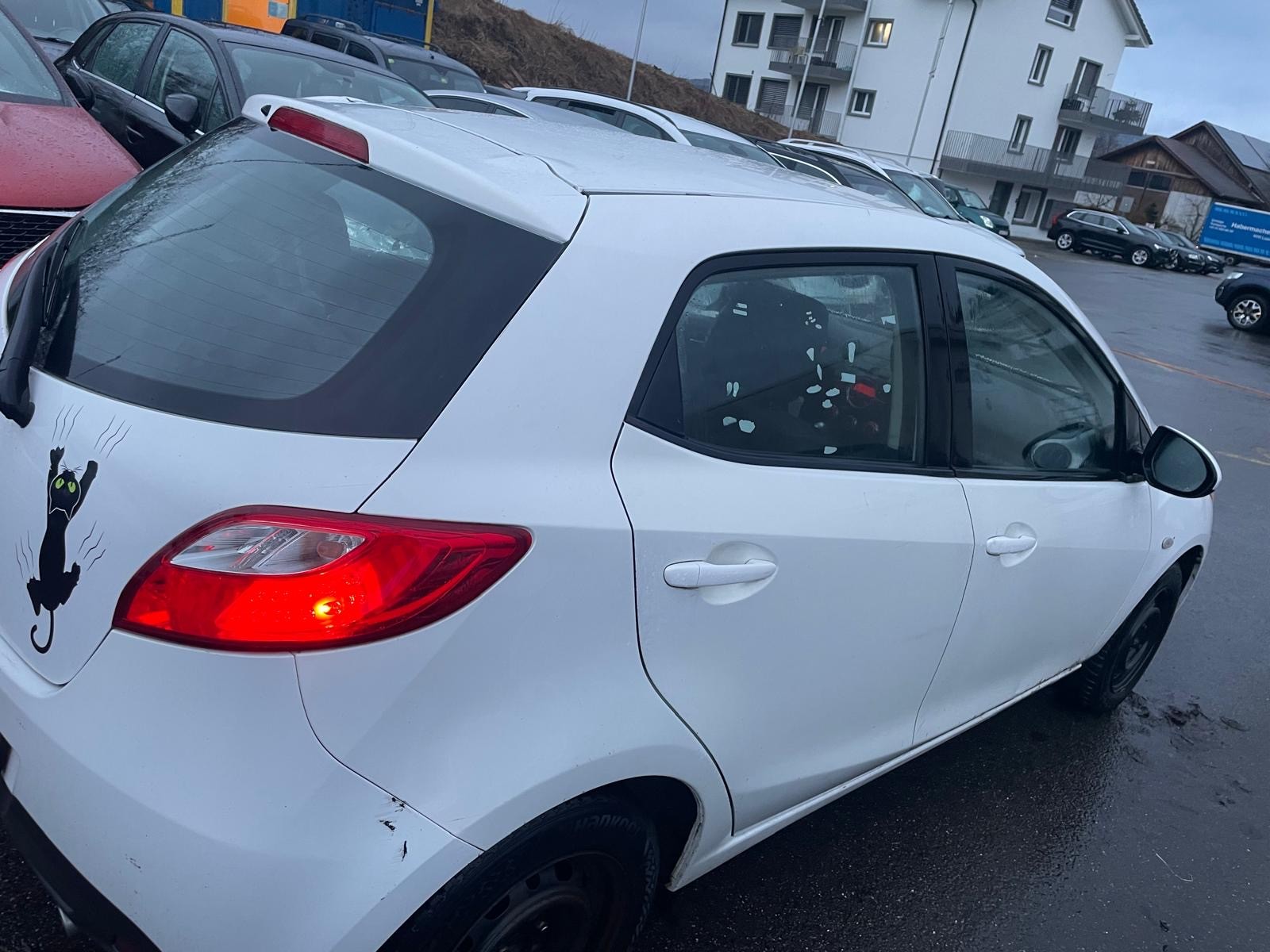 MAZDA 2 1.3i 16V Exclusive-image-7