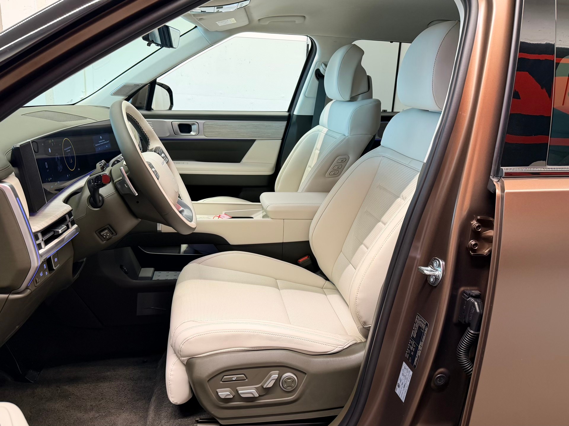 HYUNDAI Santa Fe 1.6 T-GDi PHEV Calligraphy 4WD Automatic-image-12