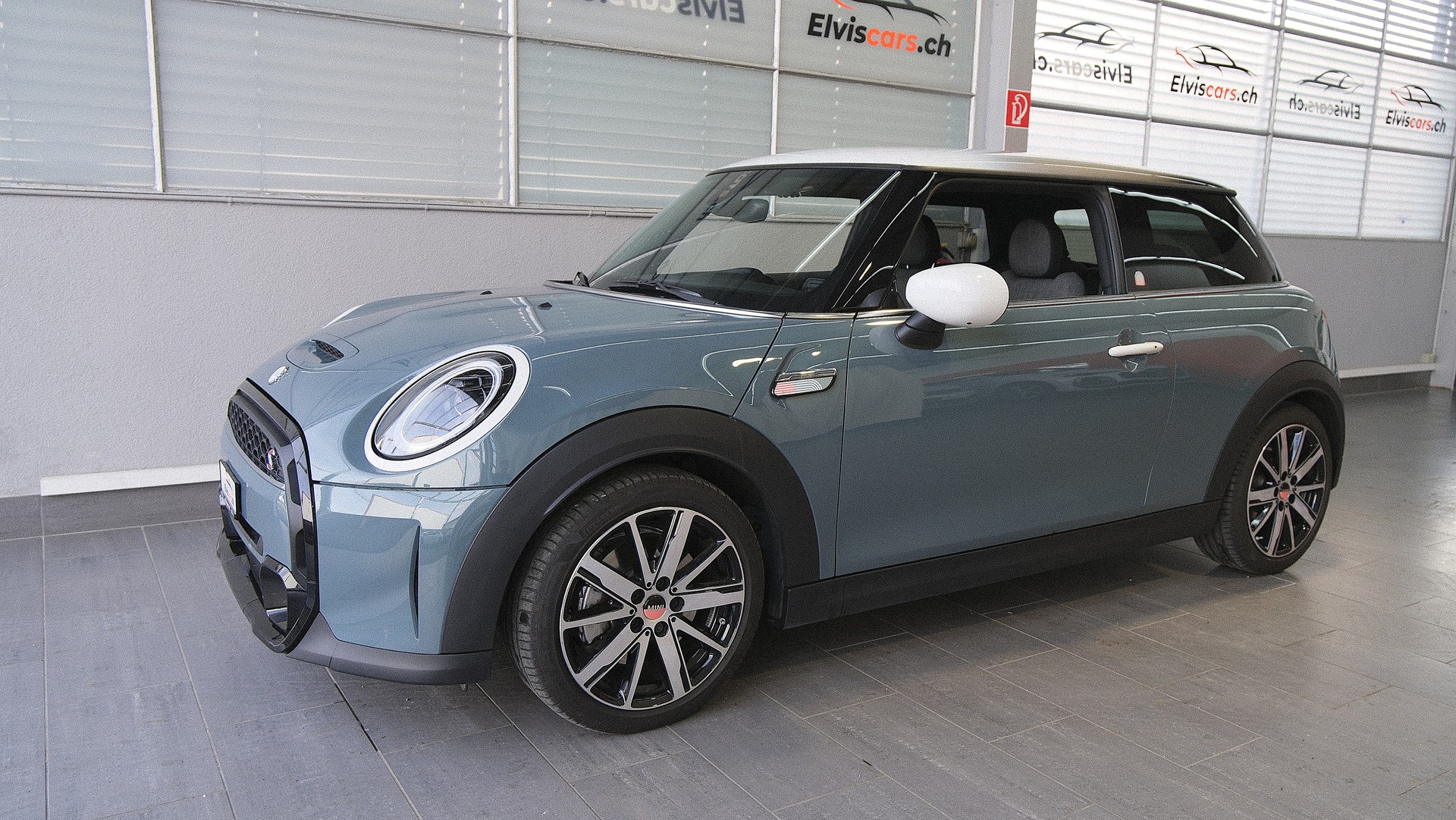 MINI Cooper S Multitone Edition Steptronic DKG-image-10