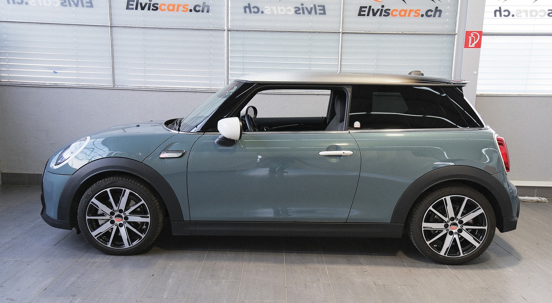 MINI Cooper S Multitone Edition Steptronic DKG-image-11