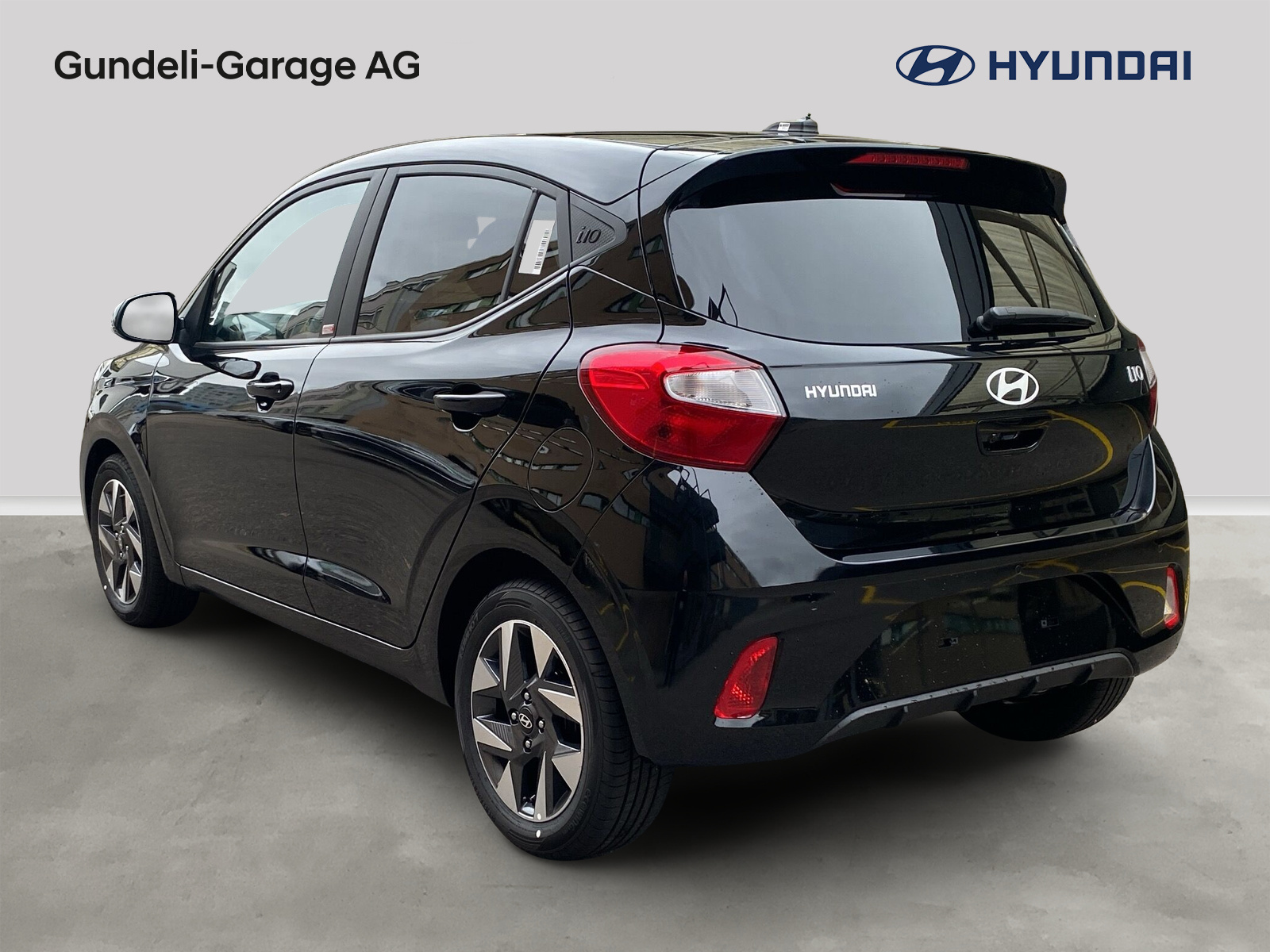 HYUNDAI i10 1.2 Amplia Aut.-image-2