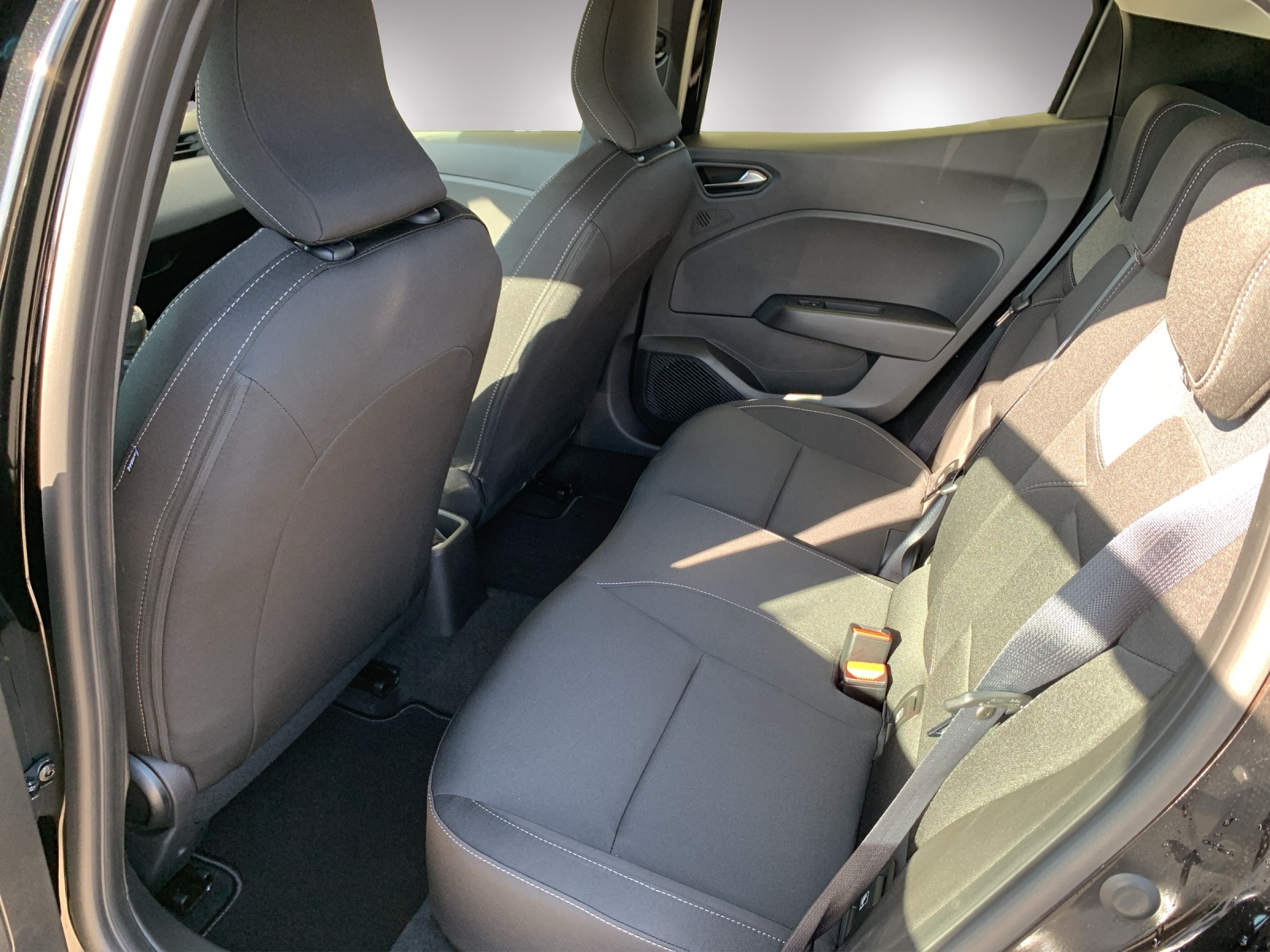 MITSUBISHI Colt 1.0 Invite-image-6