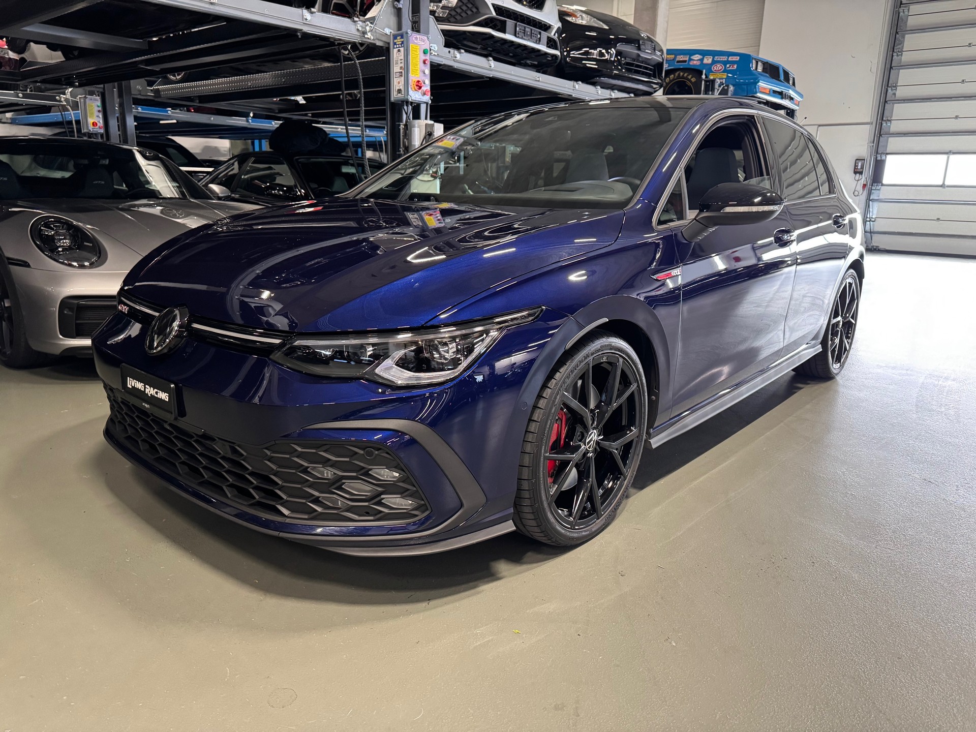 VW Golf 2.0 TSI GTI DSG-image-1