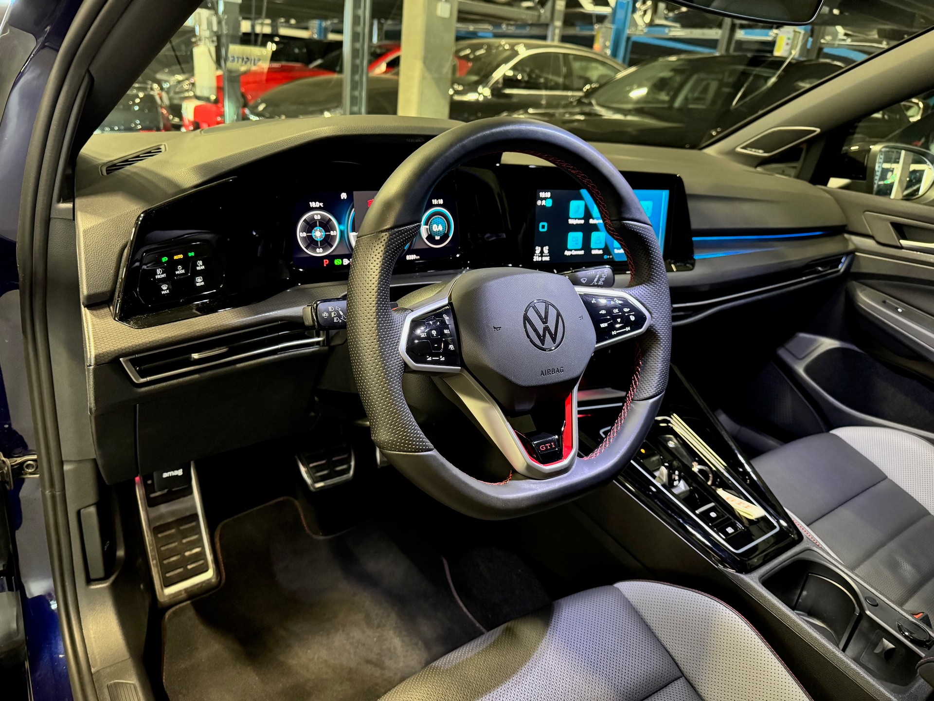 VW Golf 2.0 TSI GTI DSG-image-6
