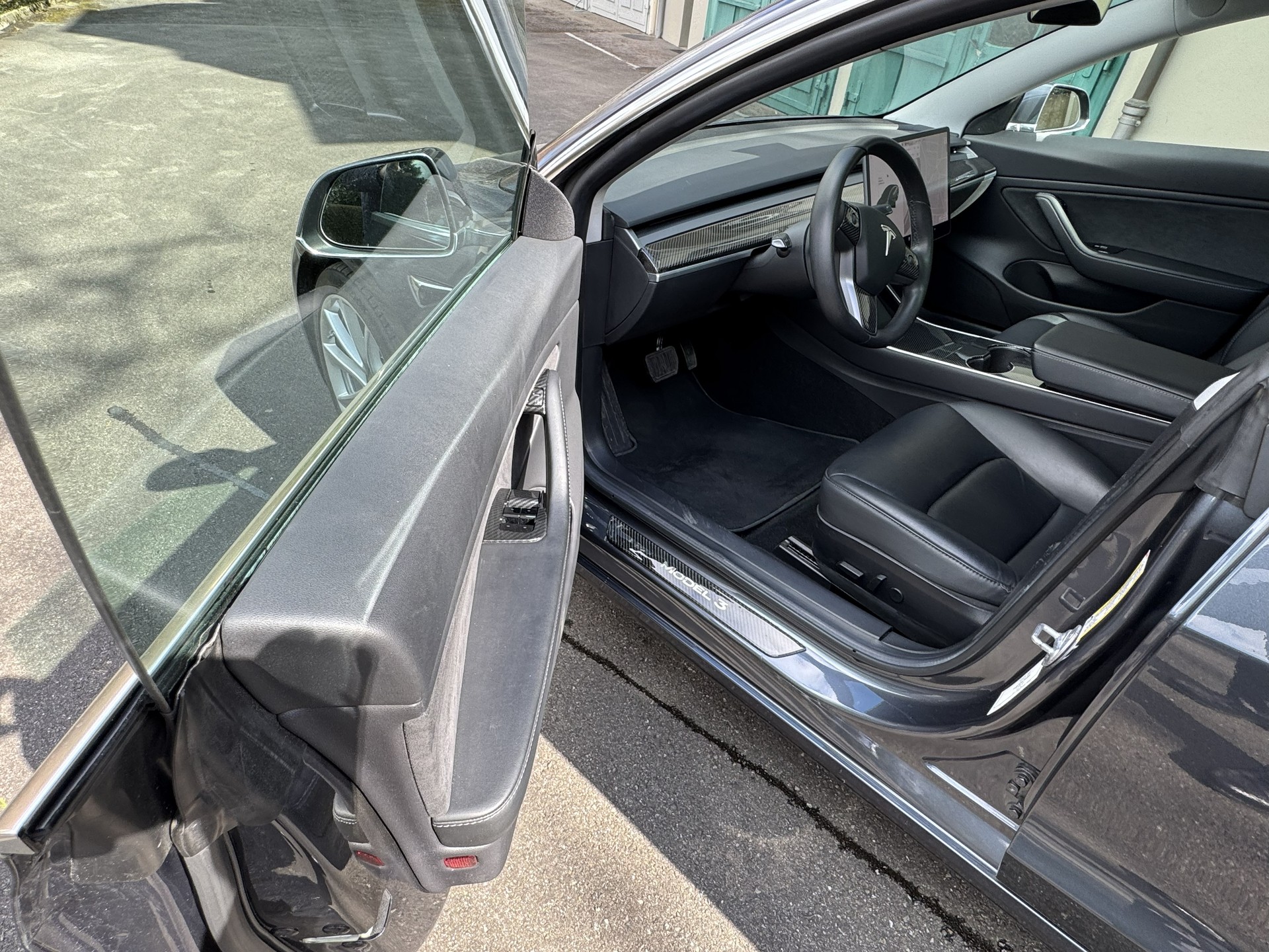 TESLA Model 3 Long Range Dual Motor AWD-image-4