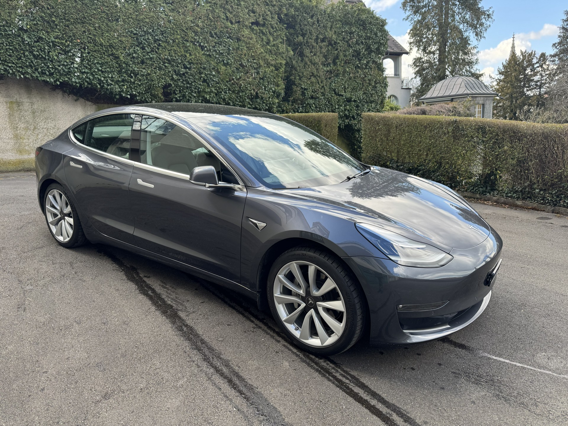 TESLA Model 3 Long Range Dual Motor AWD-image-0
