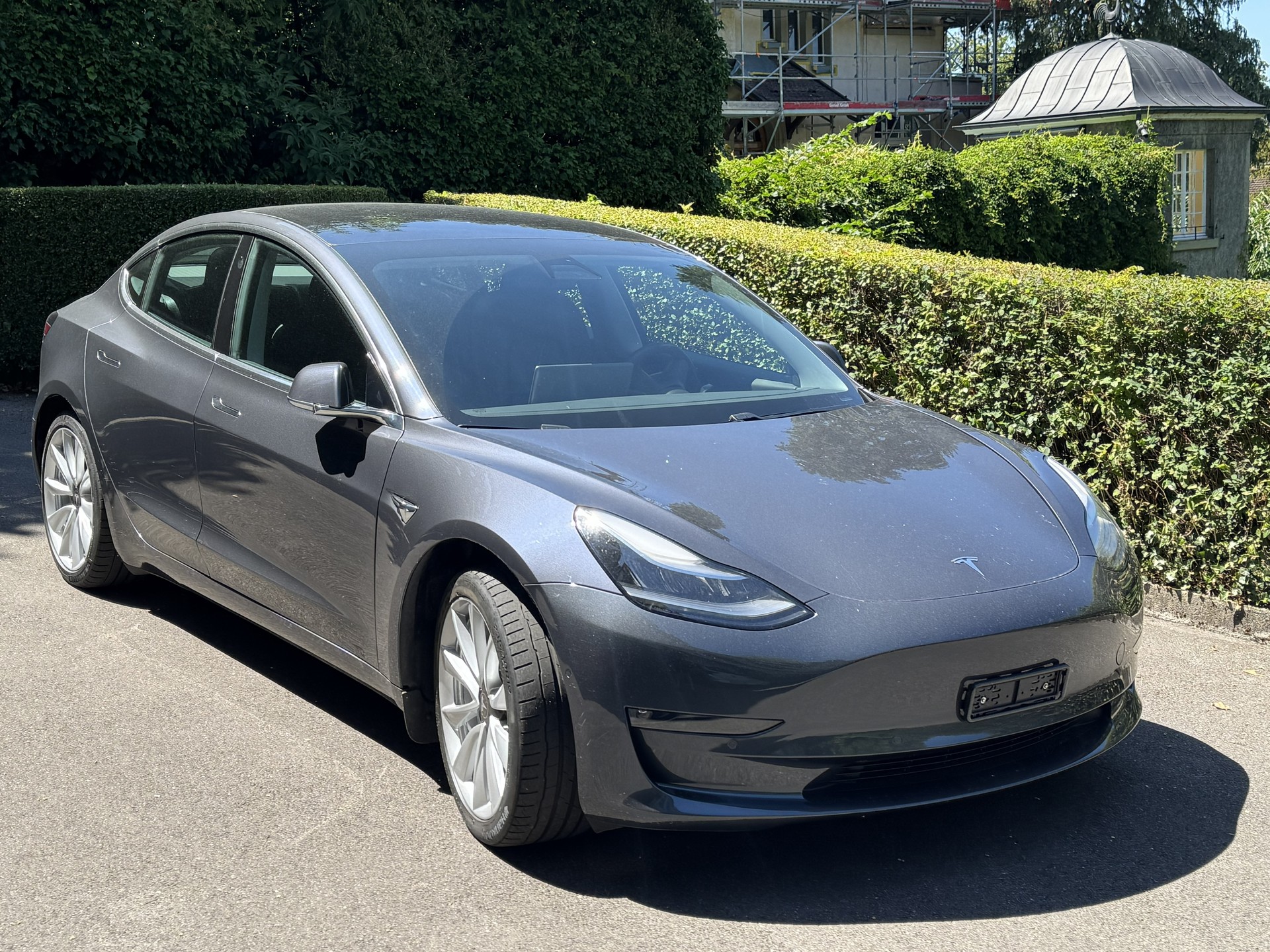 TESLA Model 3 Long Range AWD in Topzustand-image-0