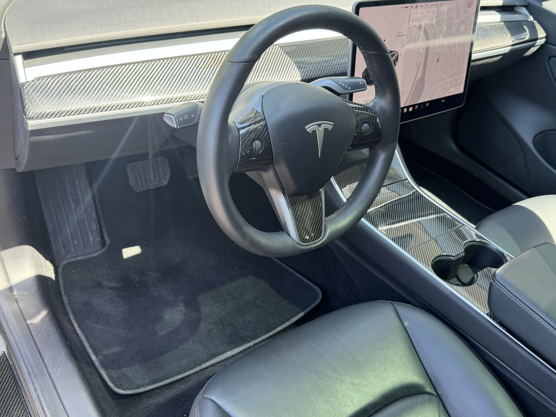 TESLA Model 3 Long Range AWD in Topzustand-image-6
