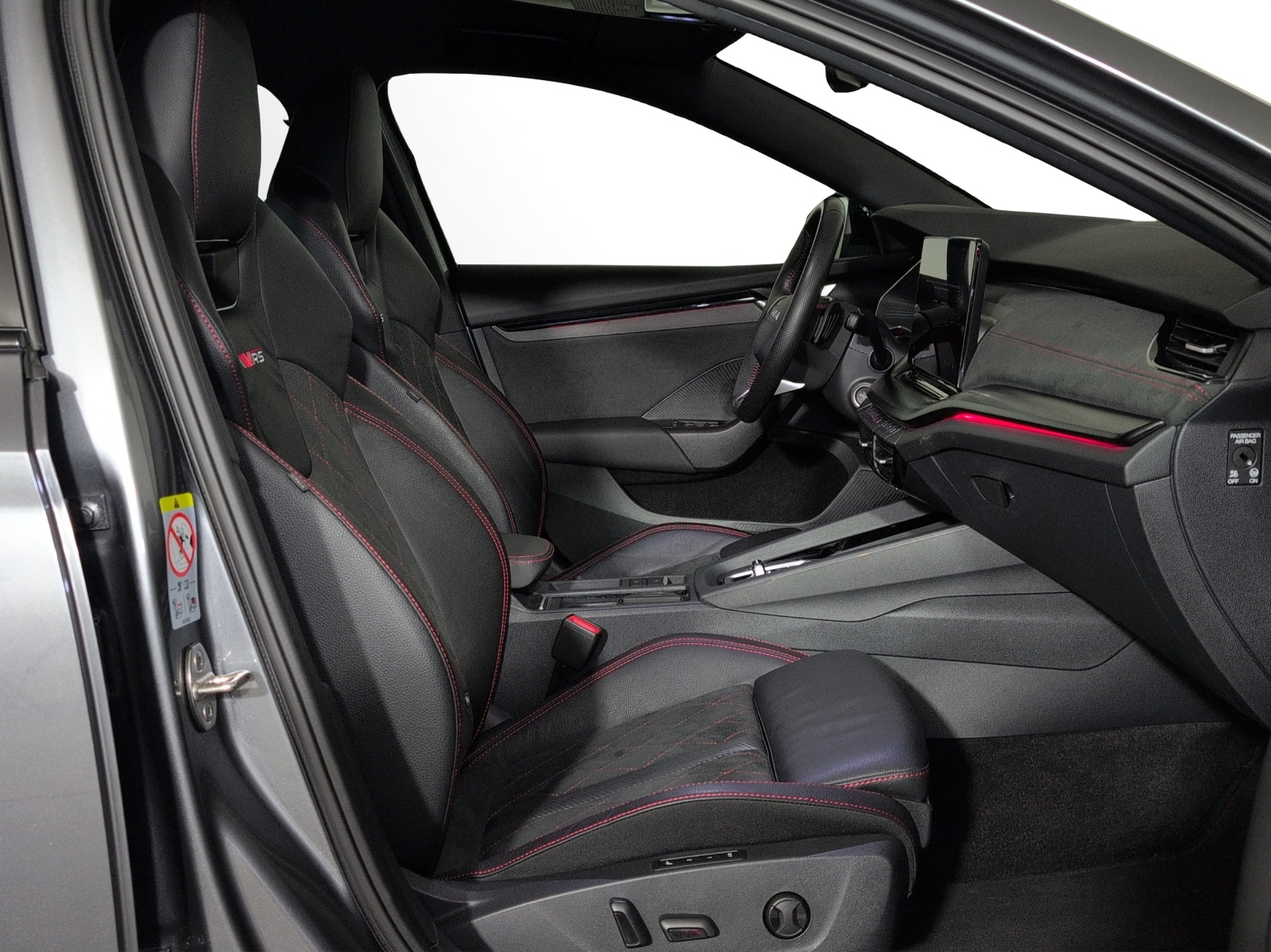 SKODA Octavia Combi 2.0 TSI DSG RS-image-6