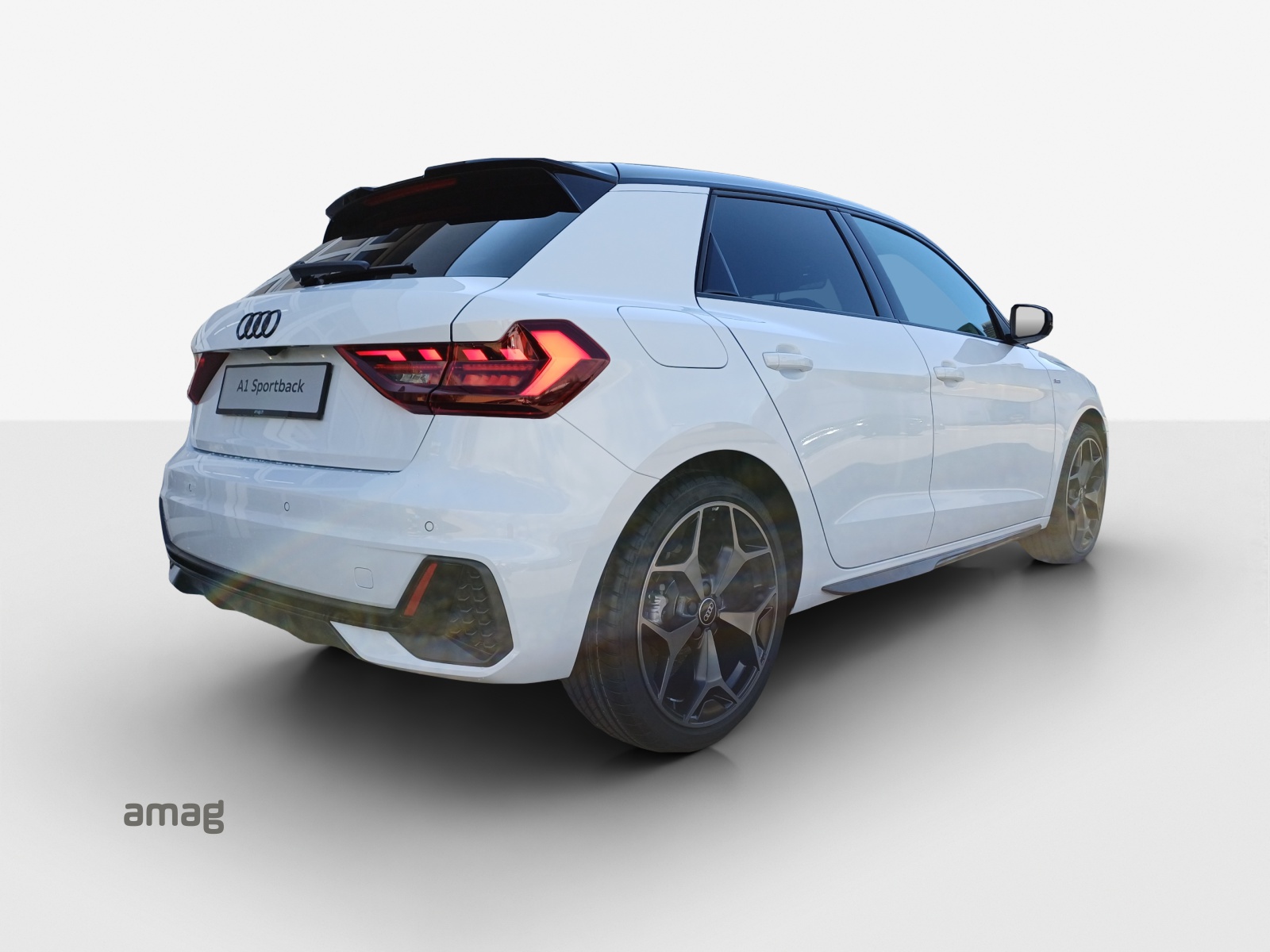 AUDI A1 Sportback 30 TFSI S Line Attraction S-tronic-image-4