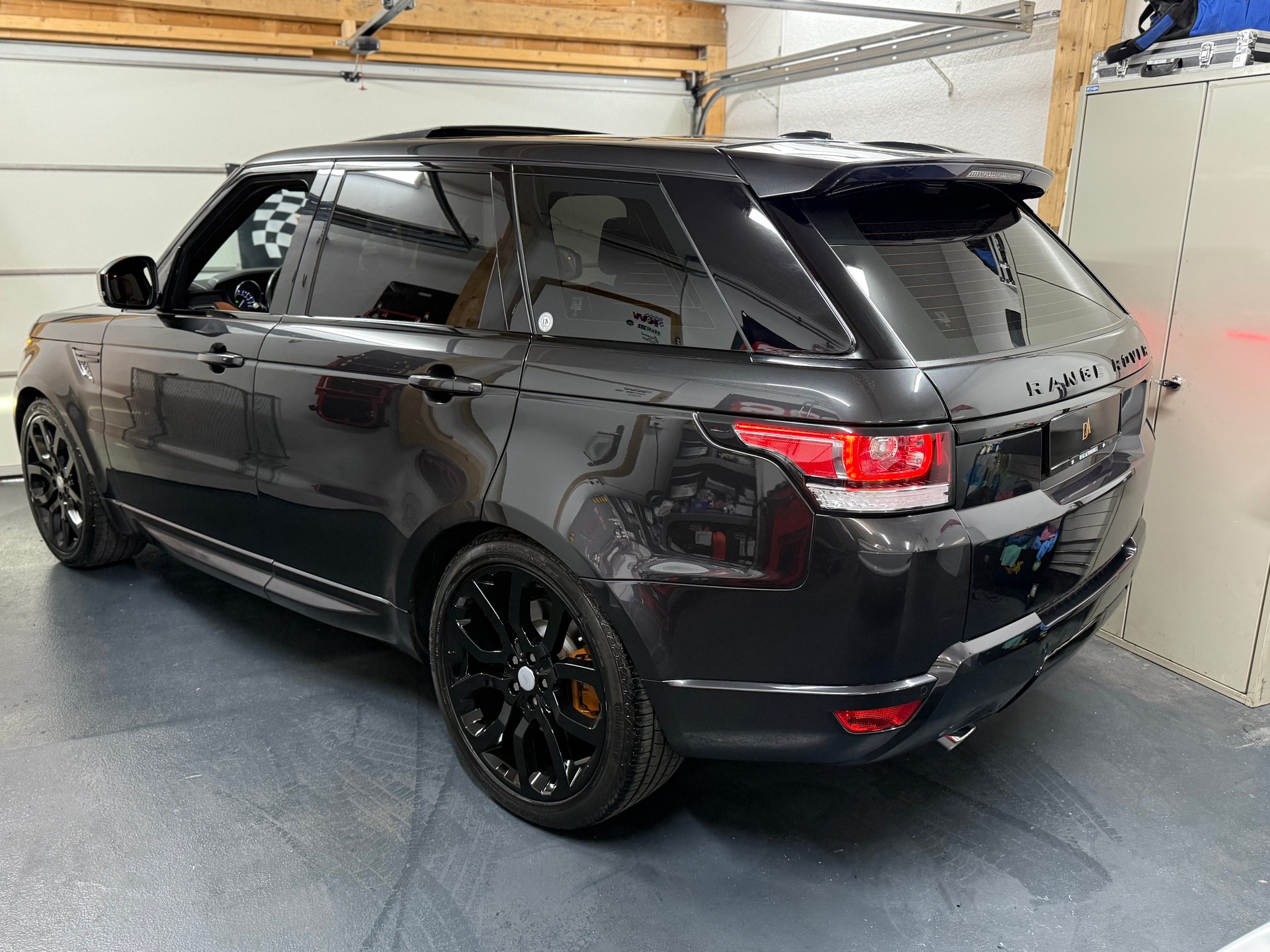 LAND ROVER Range Rover Sport 3.0 SDV6 HSE Automatic-image-2