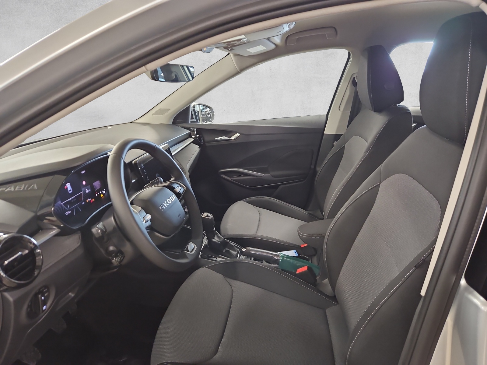 SKODA Fabia 1.0 TSI Selection-image-5