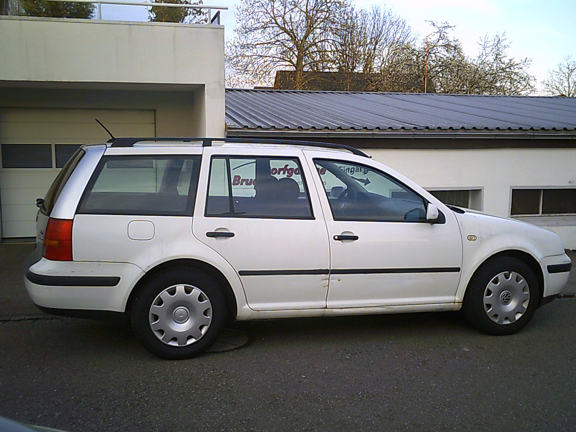 VW Golf 1.6