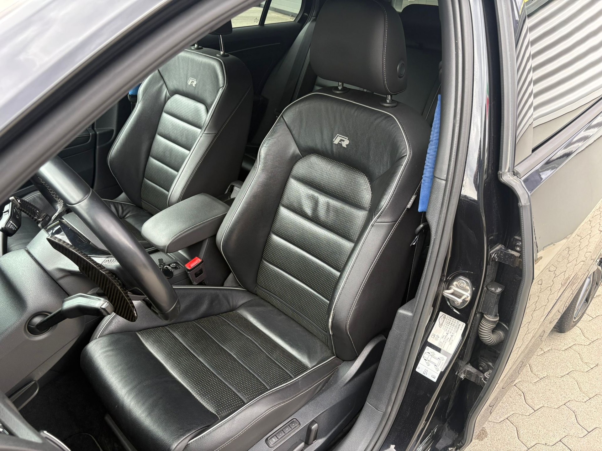VW Golf 2.0 TSI R 4Motion DSG ABT+ Akrapovic-image-5