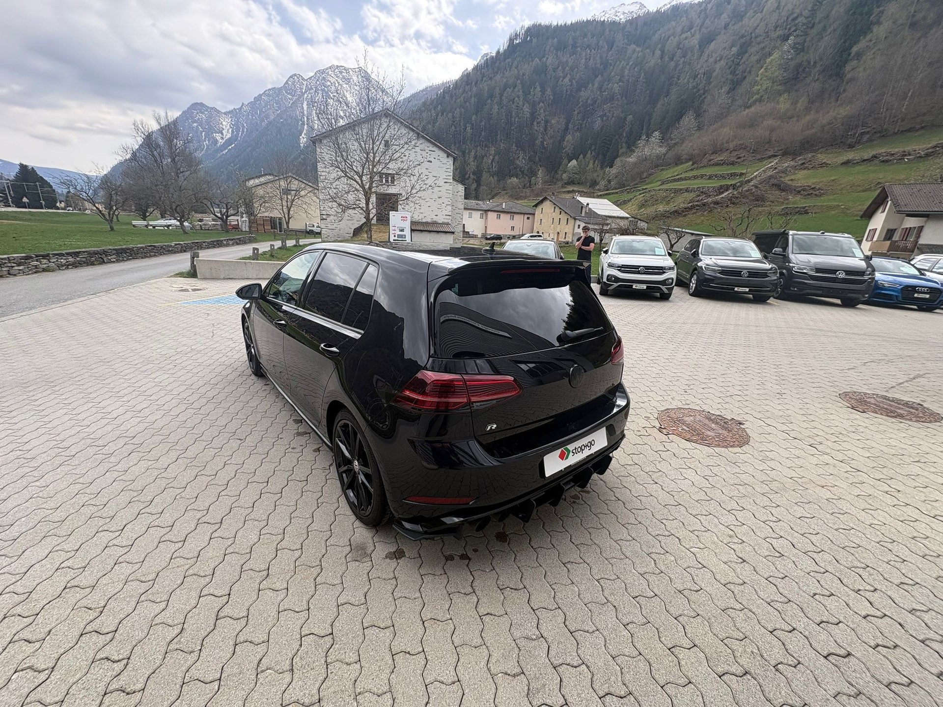 VW Golf 2.0 TSI R 4Motion DSG ABT+ Akrapovic-image-4