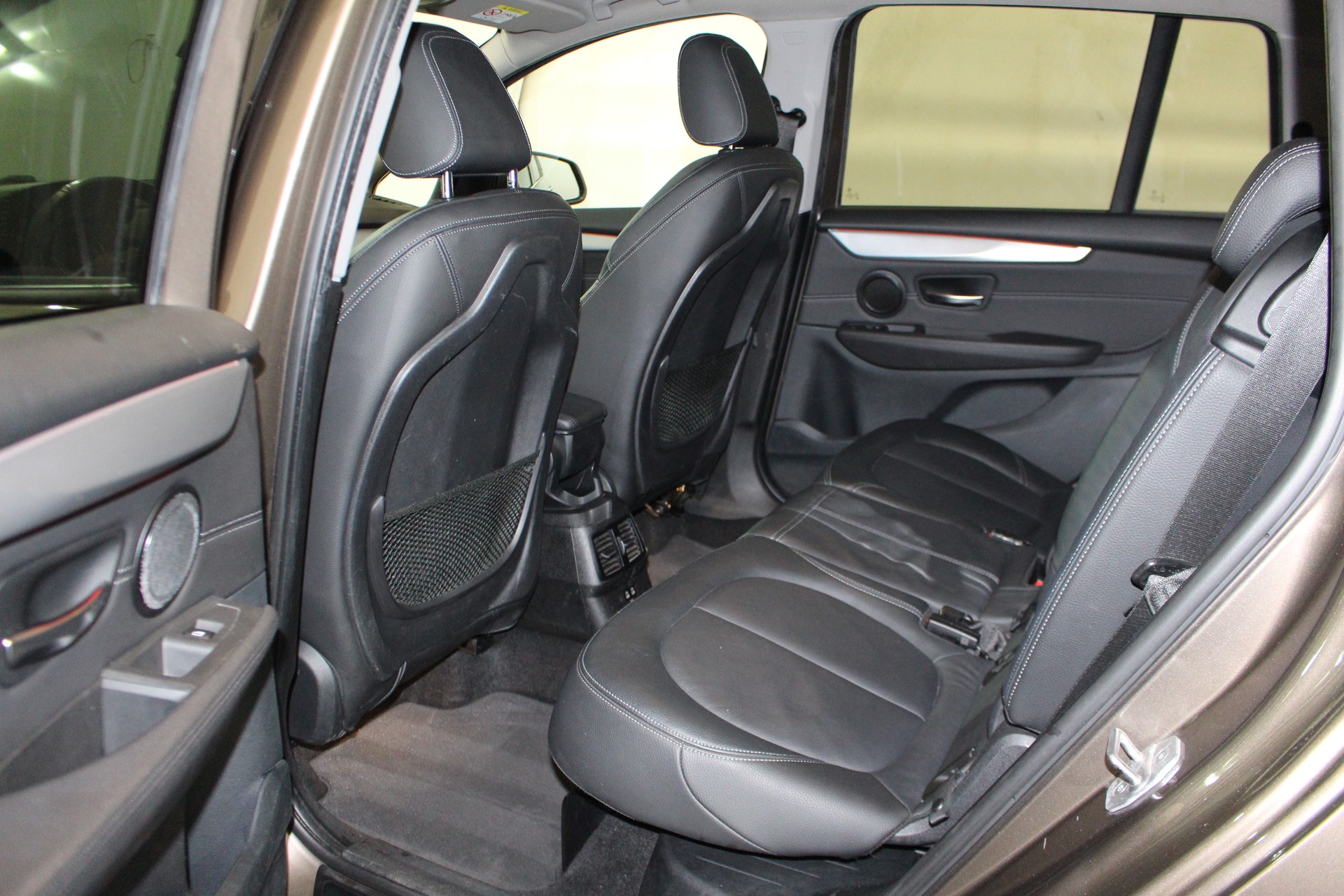 BMW 216d Gran Tourer-image-7